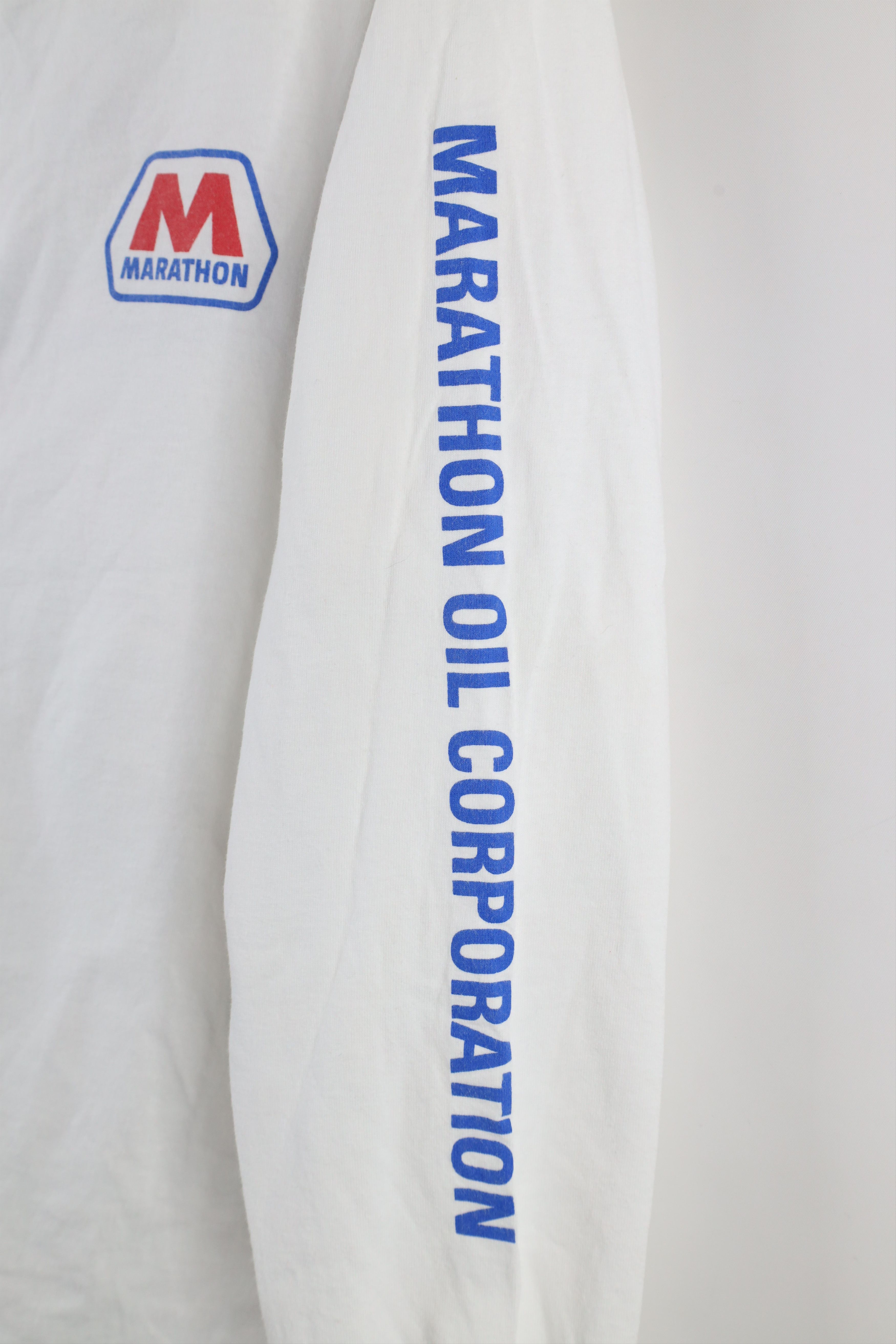 Vintage Vintage 90 Out Marathon Oil Corporation Long Sleeve T-Shirt Size US L / EU 52-54 / 3 - 5 Thumbnail