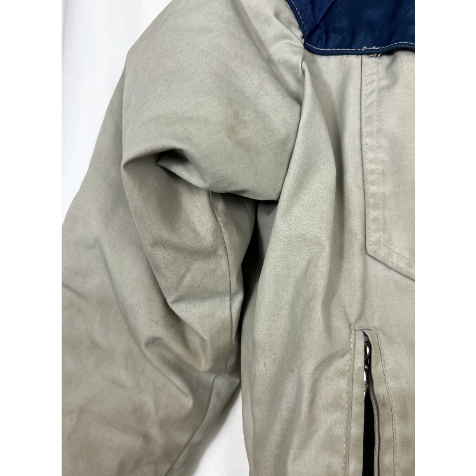 Vintage VINTAGE 1st Down Jacket Full Zip Down Polyester Blue Gray Medium M Mens Stains 70s Utah Size US M / EU 48-50 / 2 - 4 Thumbnail