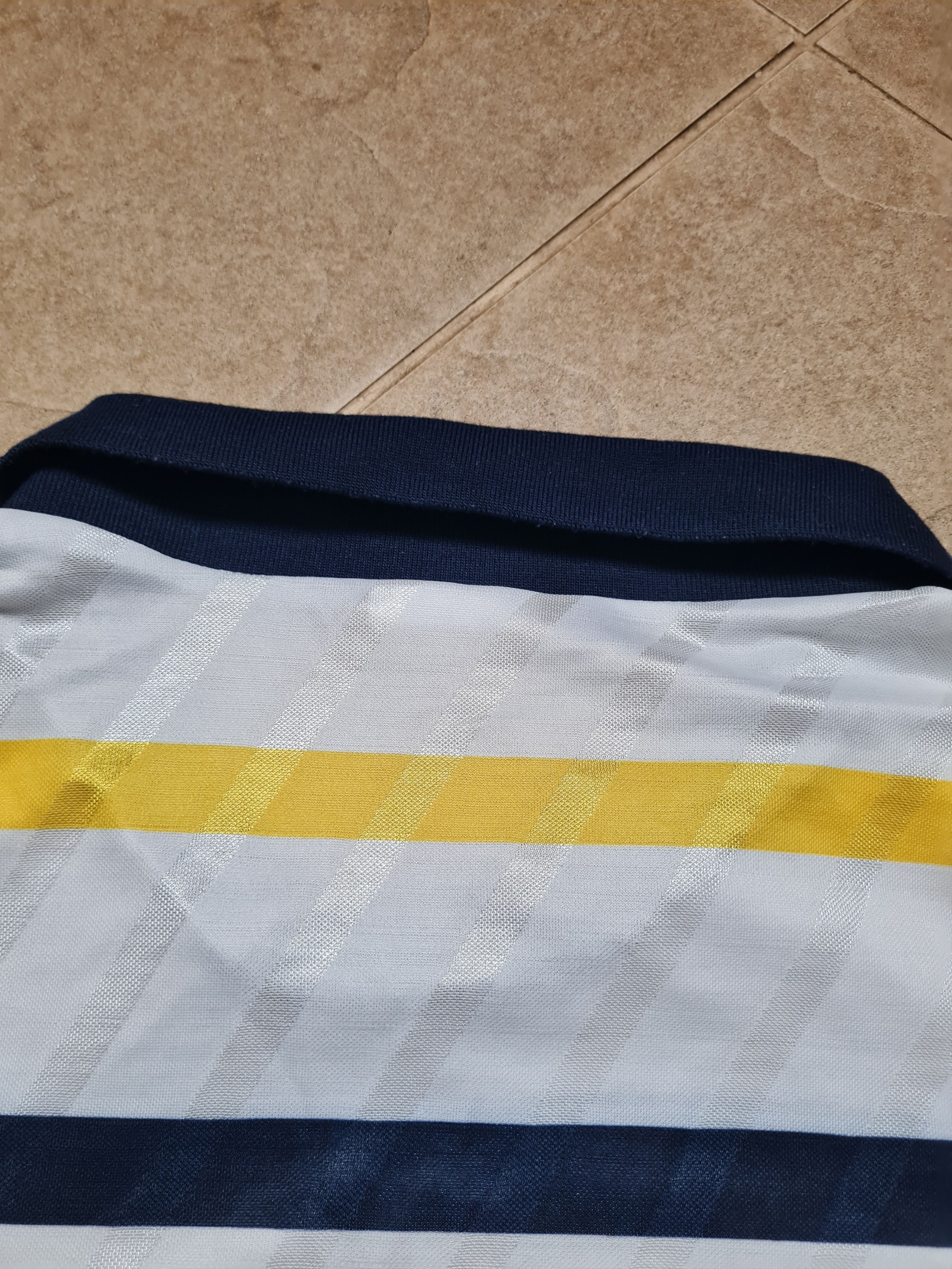 Umbro Scotland National Team Umbro 1988/89/90 Away Shirt Size US M / EU 48-50 / 2 - 17 Thumbnail