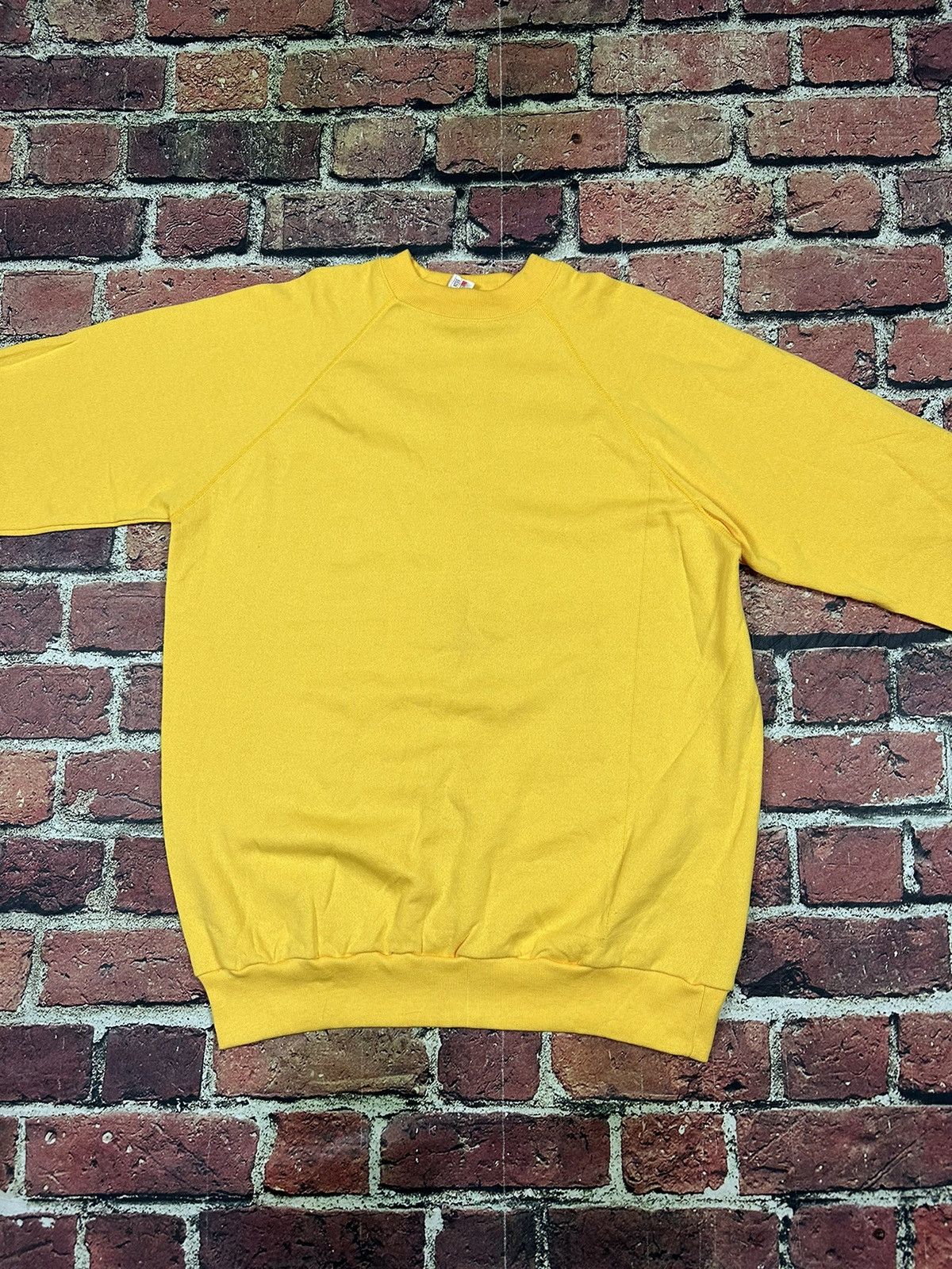 Vintage Vintage Blank JE Morgan Sweatshirt 80s Crewneck Yellow NEW Size US XXL / EU 58 / 5 - 2 Thumbnail