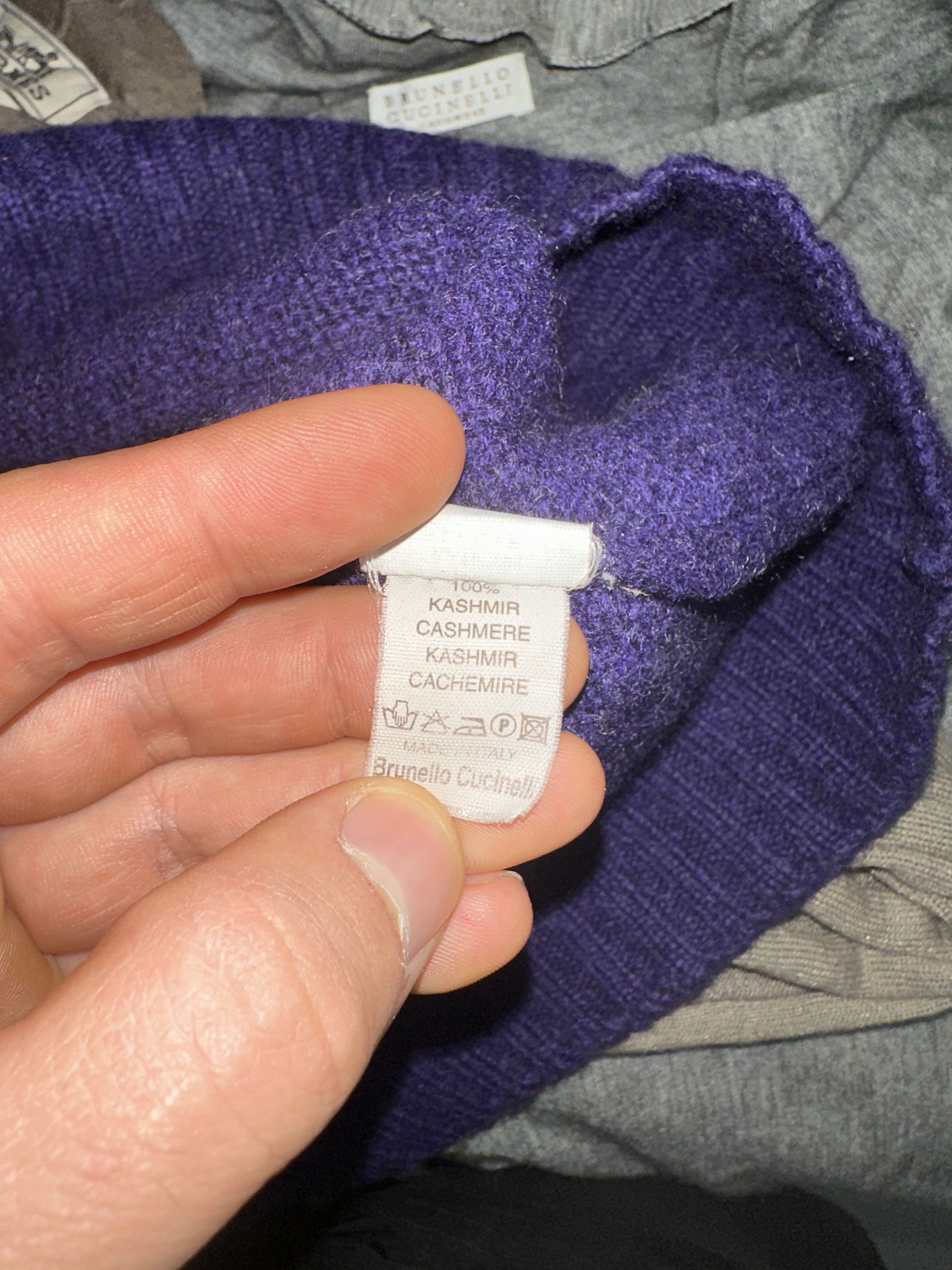 Brunello Cucinelli Brunello Cucinelli Cashmere V Neck Knit Size 54 56 XL 2XL Size US XL / EU 56 / 4 - 6 Thumbnail