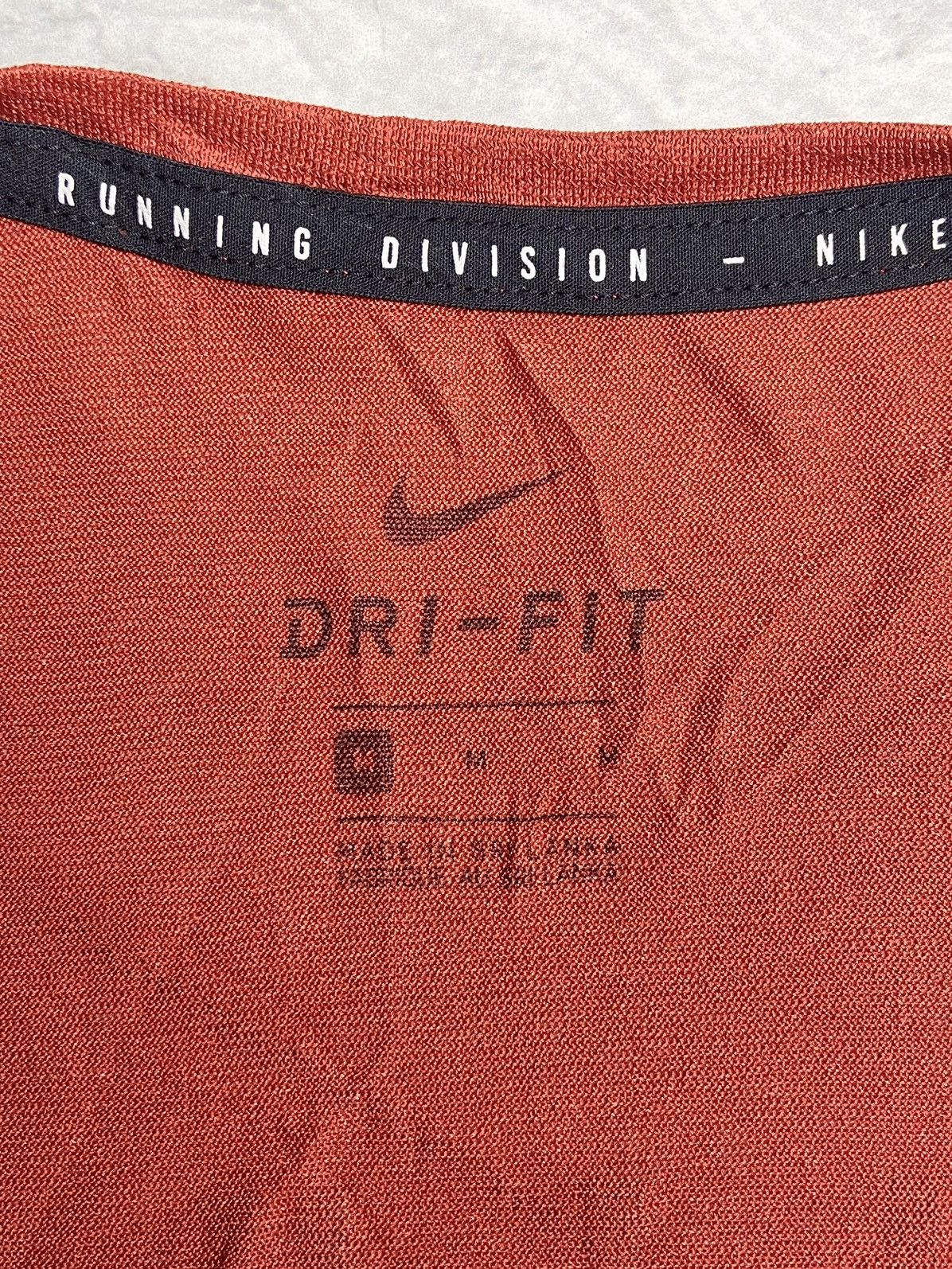Nike NIKE DRI-FIT Long Sleeve T-shirt Size US S / EU 44-46 / 1 - 12 Thumbnail