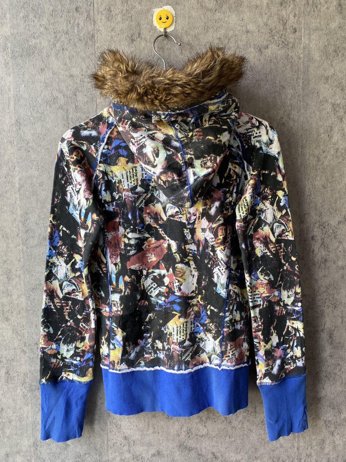 Japanese Brand Glad News Japan Fullprint Design Fur Hoodie Size US S / EU 44-46 / 1 - 3 Thumbnail