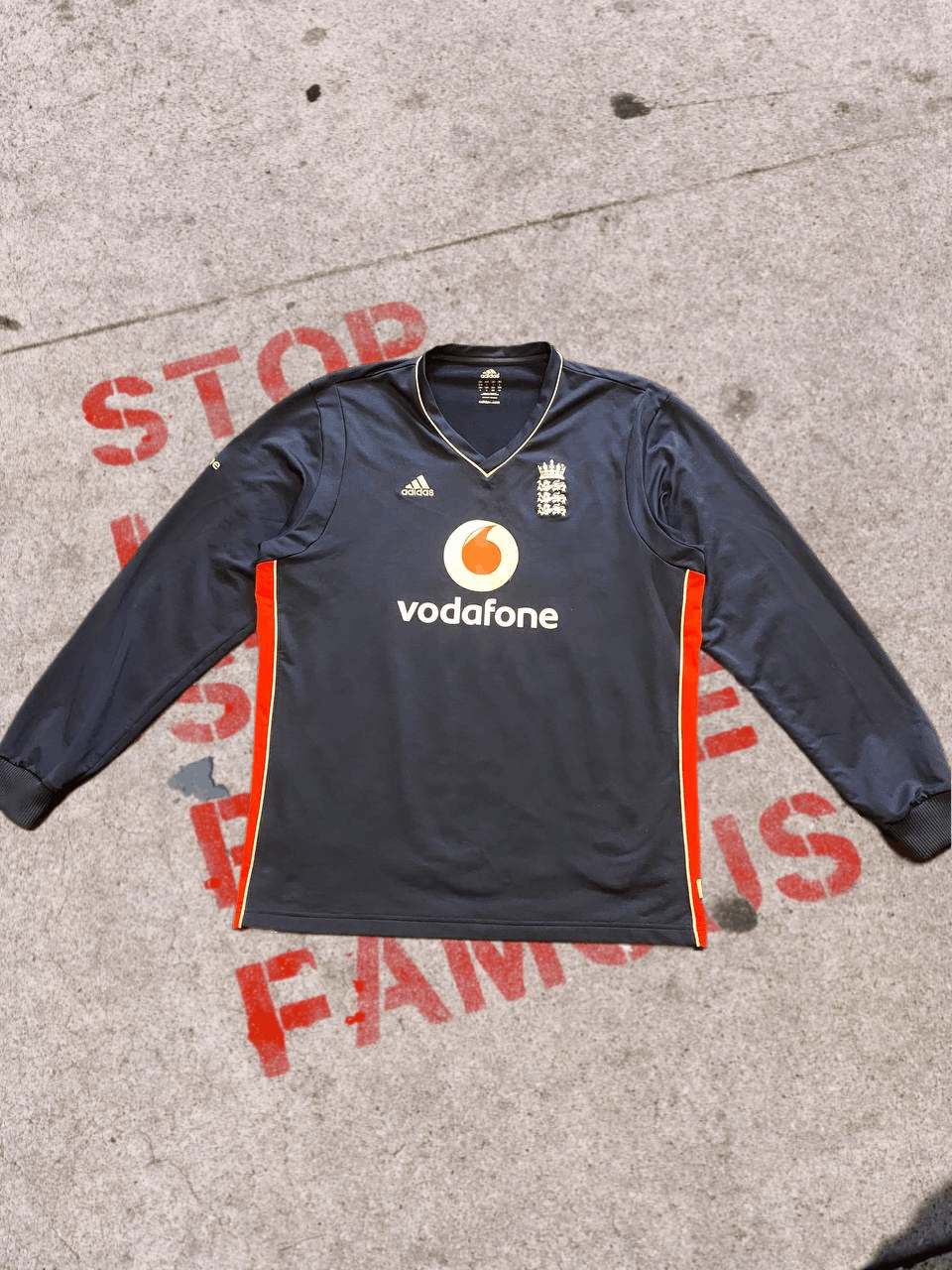 Adidas England Cricket Team Vodafone long sleeve jersey shirt Size US L / EU 52-54 / 3 - 1 Thumbnail