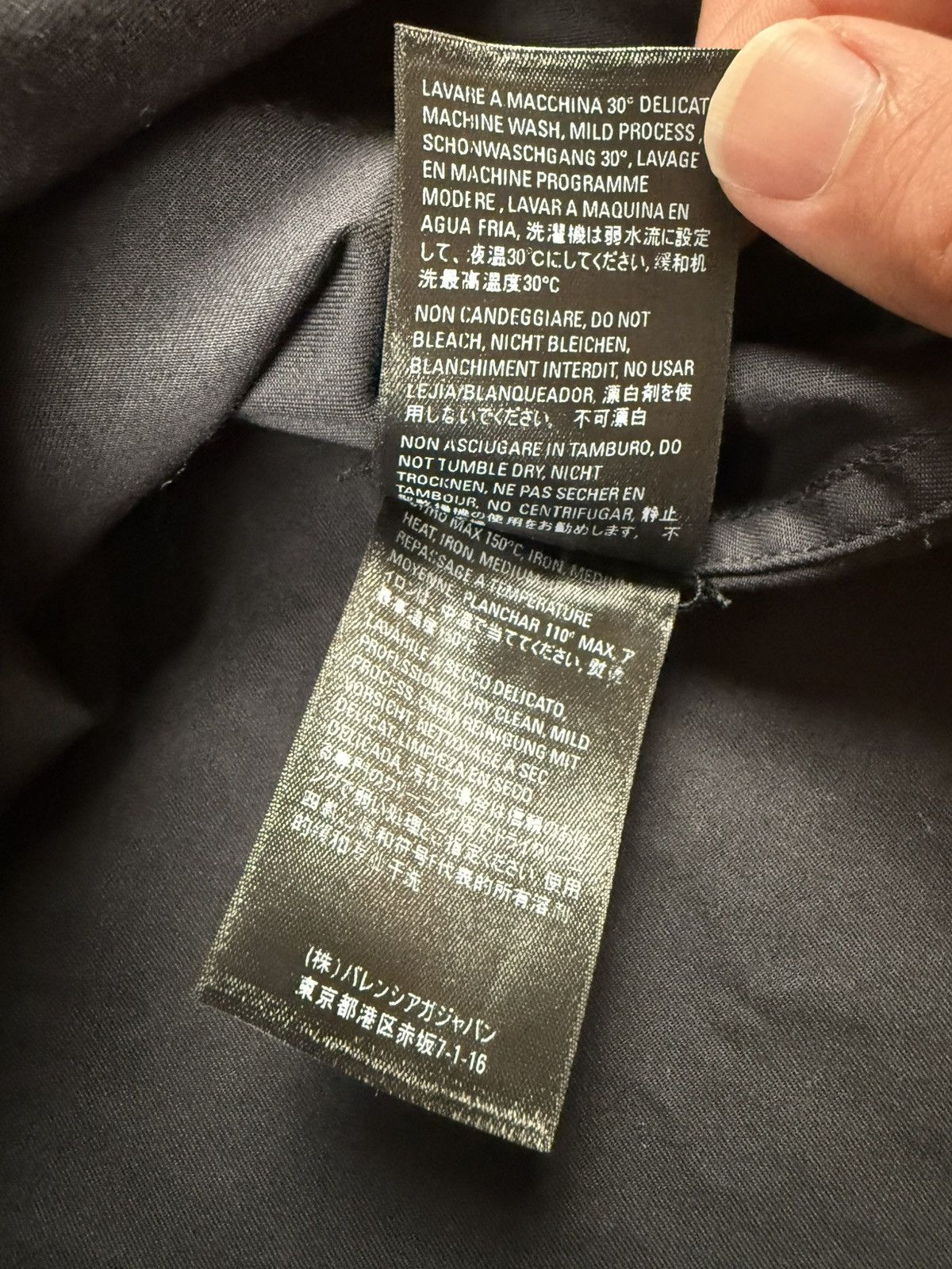 Balenciaga Balenciaga Button Down Size US M / EU 48-50 / 2 - 5 Thumbnail
