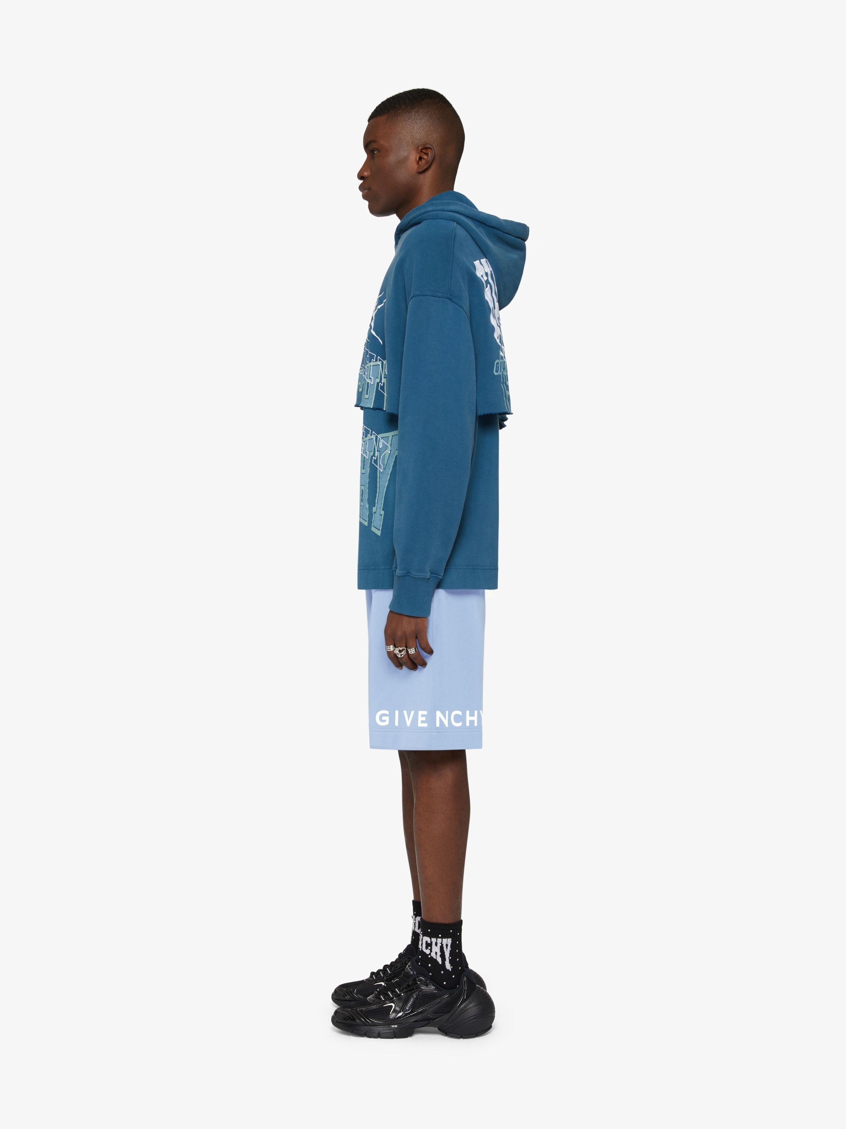 Givenchy o1srvl11e0725 Boxy Fit Shorts in Blue Size US 32 / EU 48 - 3 Thumbnail