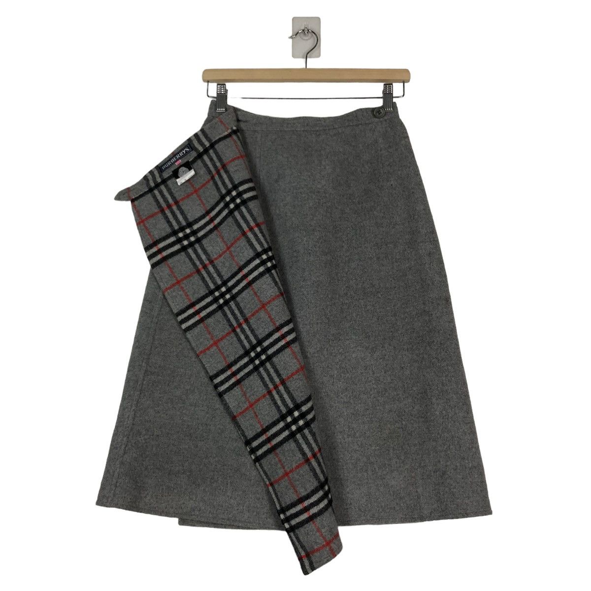 Burberry 🌺Vintage Wool Skirt Burberrys Nova Check Size 24" / US 00 / IT 34 - 1 Thumbnail
