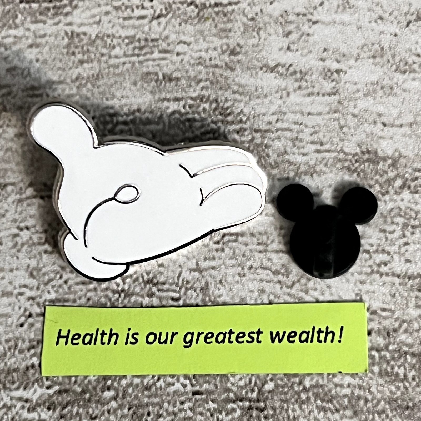 Disney Disney Pin - White Mickey Hand Glove Size ONE SIZE - 1 Thumbnail