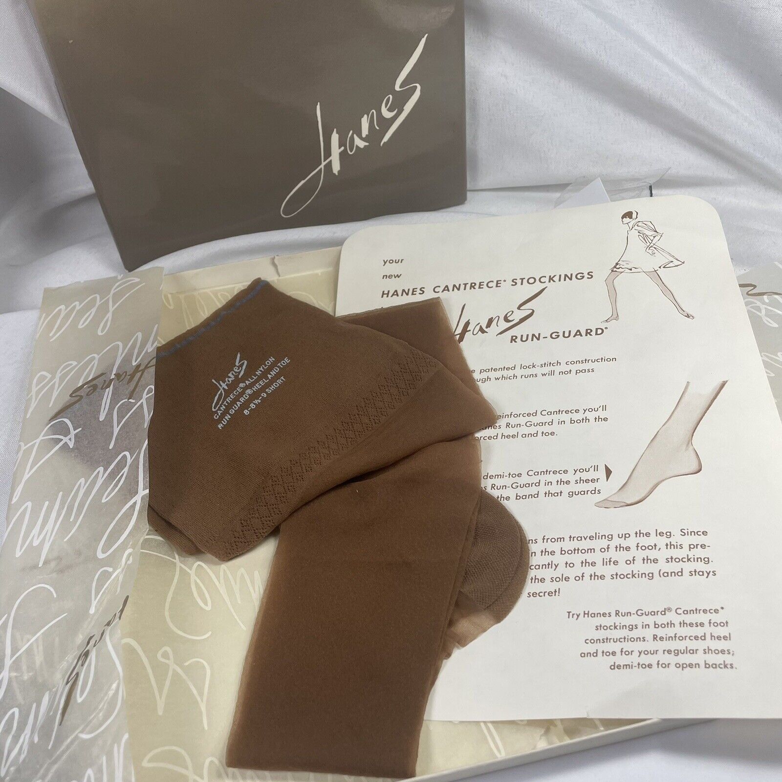 Hanes Hanes Cantrece Sheer Heel Run Guard 8-9 Short Hosiery Vinta Size ONE SIZE - 1 Thumbnail