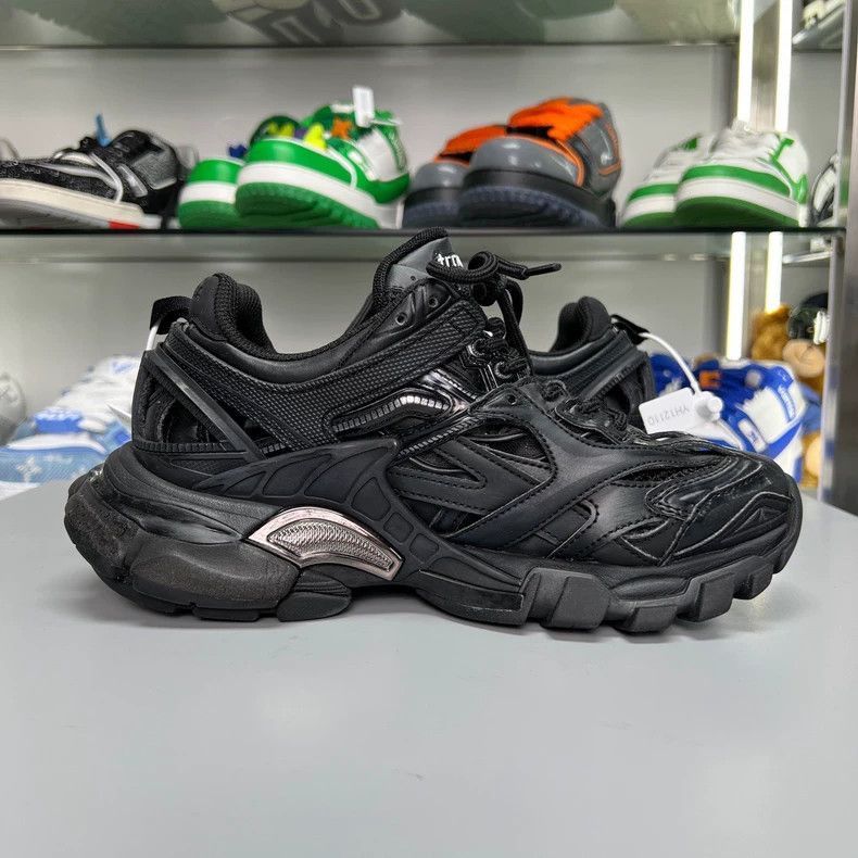 Balenciaga Balenciaga Track 2.0 Black Sneakers Size 36-2505 Size US 5 / IT 35 - 3 Thumbnail