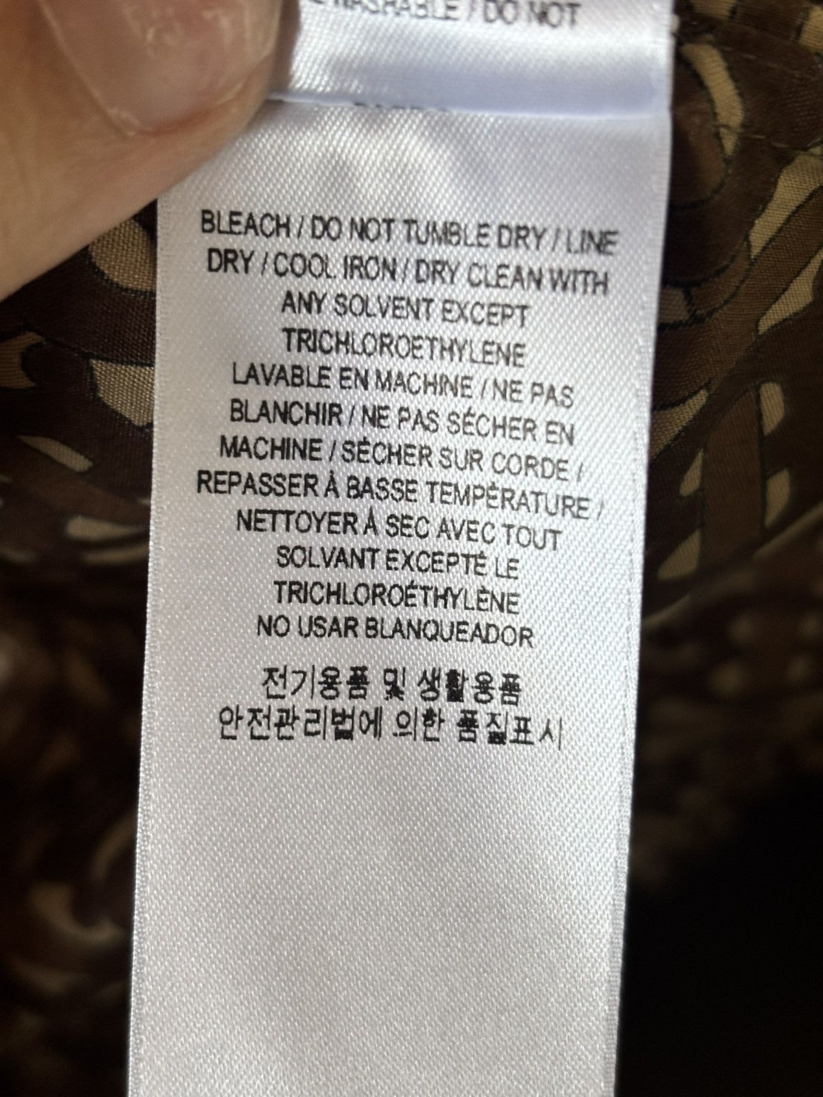 Burberry BURBERRY BUTTONS UP SIZE M Size US M / EU 48-50 / 2 - 10 Thumbnail
