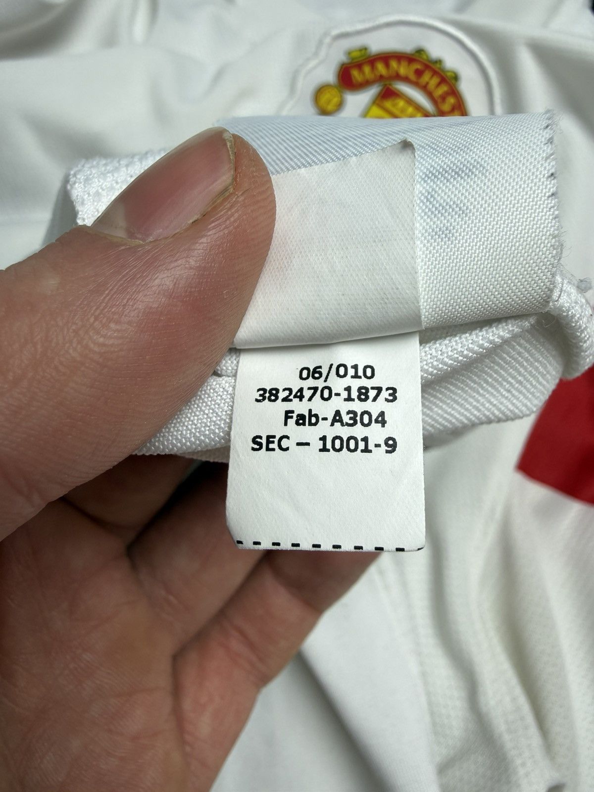 Nike 2010-11 Manchester United Nike Aon Football Shirt white S Size US S / EU 44-46 / 1 - 12 Thumbnail