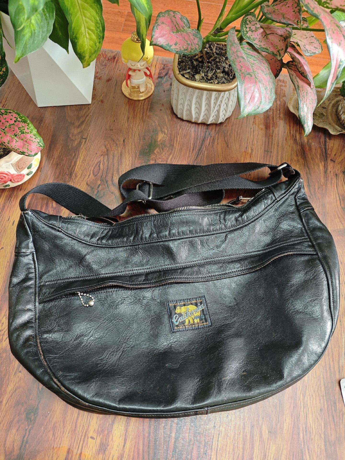 Rainbow Country Vintage Horsehide Shoulder Bag Size ONE SIZE - 1 Thumbnail