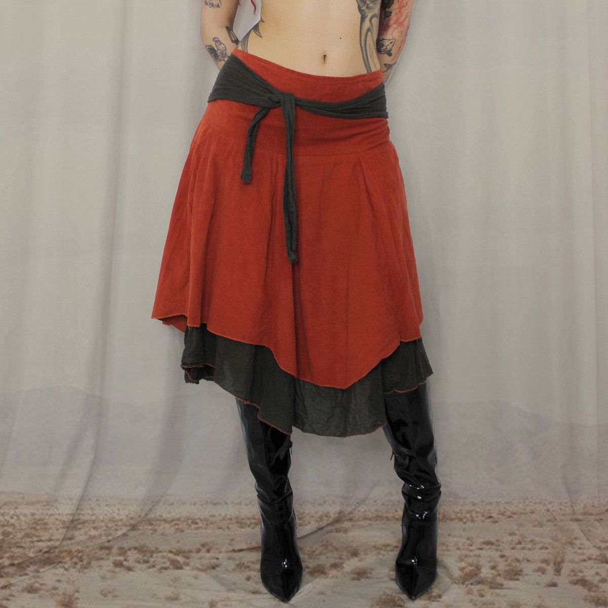Other 🪗ORANGE MIDI SKIRT🪗 Size 30" / US 8 / IT 44 - 1 Thumbnail