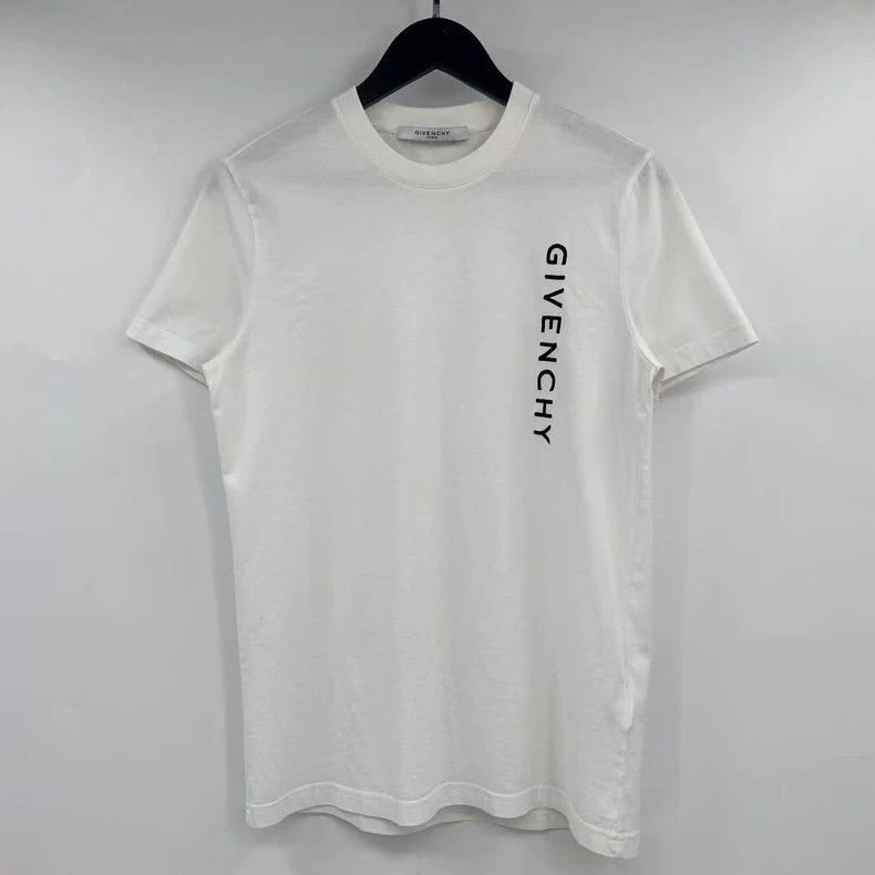Givenchy Givenchy Vertical Embroidered Letter Short Sleeve Size US XS / EU 42 / 0 - 1 Thumbnail