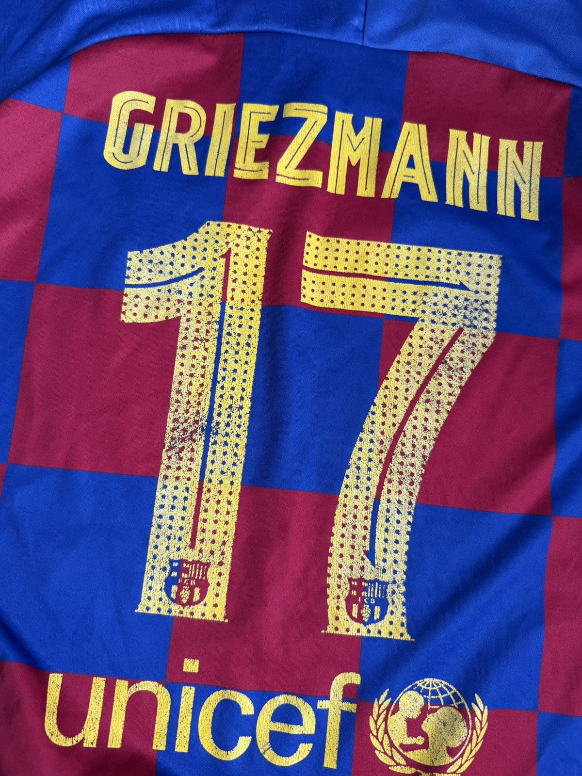 Nike Barcelona #17 Antuan Griezmann Soccer Jersey sirt Size US XL / EU 56 / 4 - 7 Thumbnail
