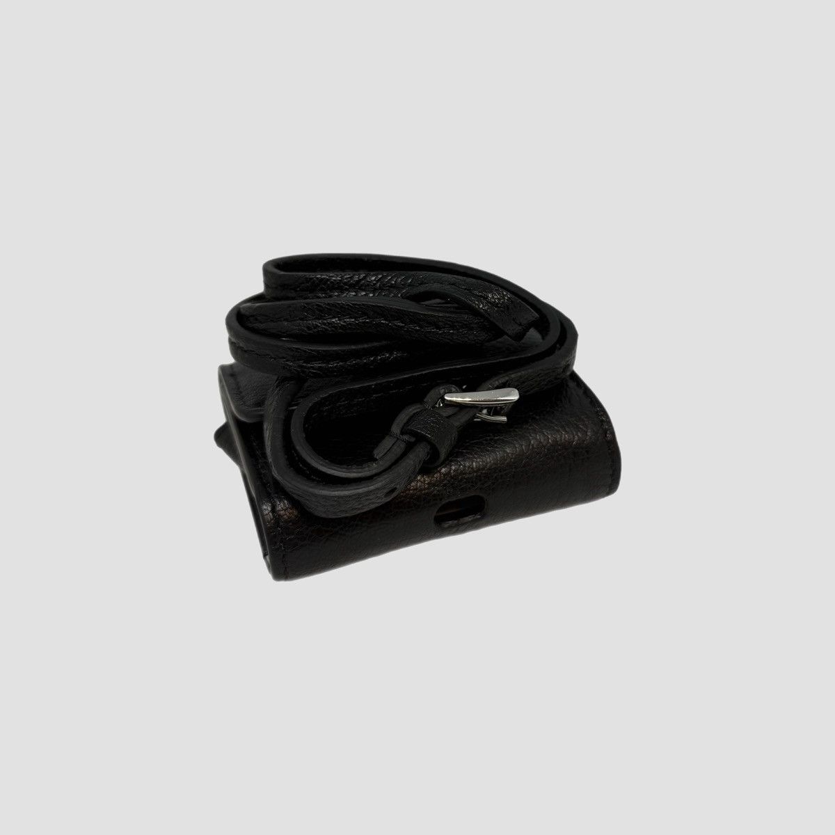 Maison Margiela Maison Margiela Strapped Airpods Pro Case Black Size ONE SIZE - 5 Thumbnail