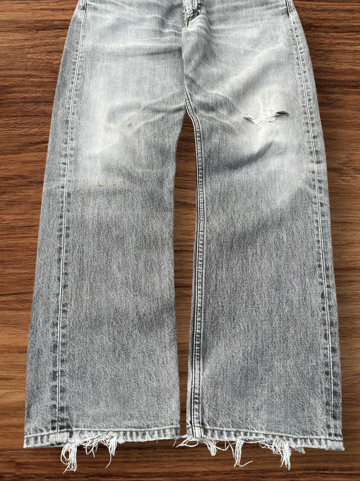 Levi's × Levi's Vintage Clothing × Vintage Vintage 90s Levi’s 505 Grey Wash Distressed Frayed Leg Jeans Size US 35 - 12 Thumbnail