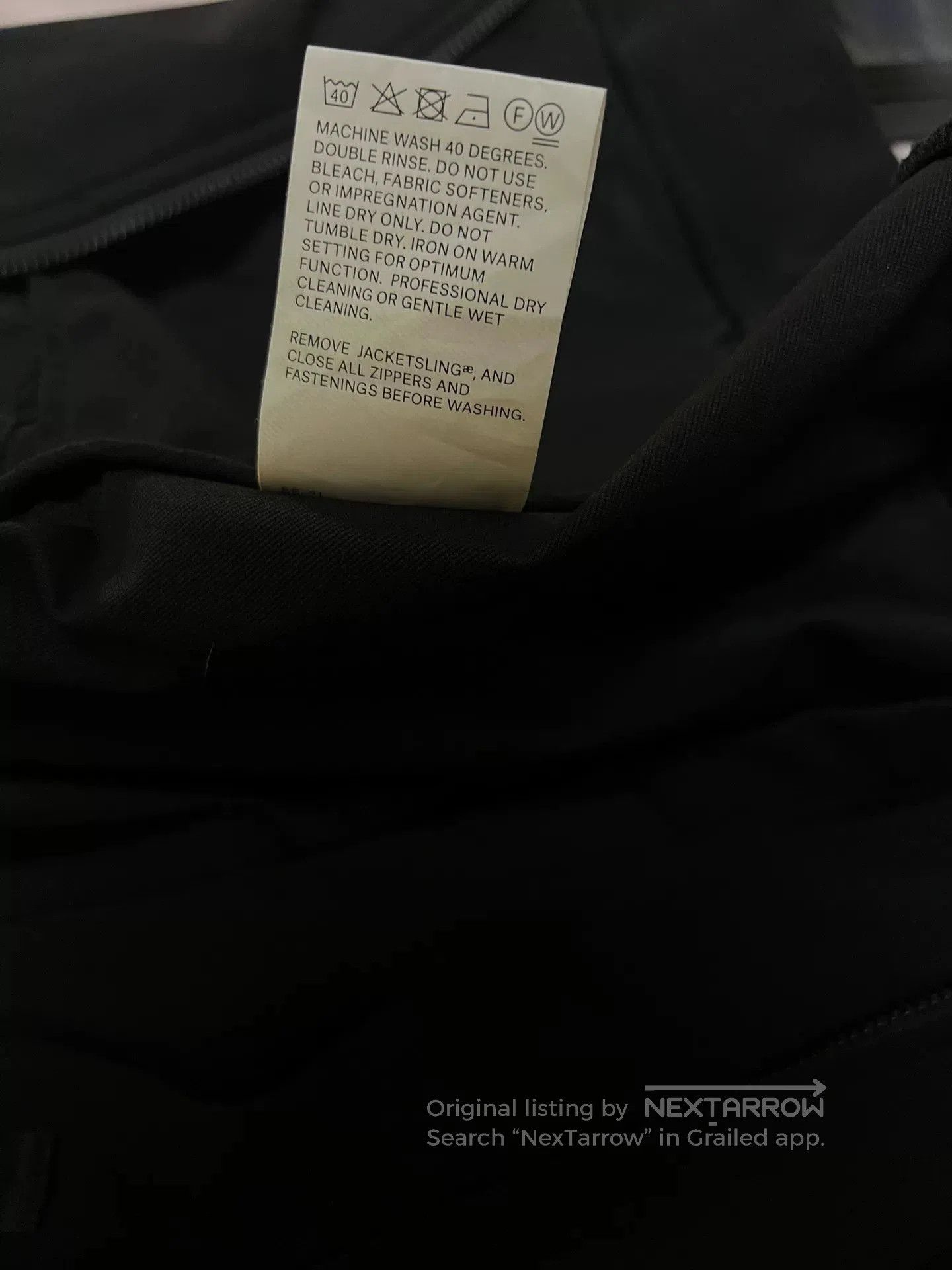 Acronym Acronym j90-ds Jacket in Black. Size US S / EU 44-46 / 1 - 7 Thumbnail