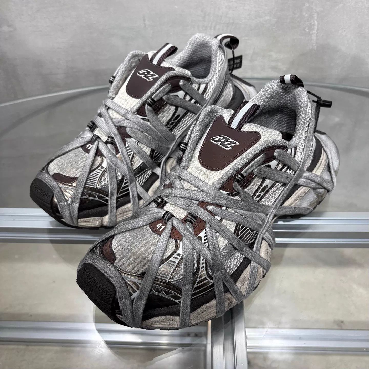 Balenciaga Balenciaga 3XL Crazy Lacing Dad Shoe Gray 41 Size US 8 / EU 41 - 2 Thumbnail