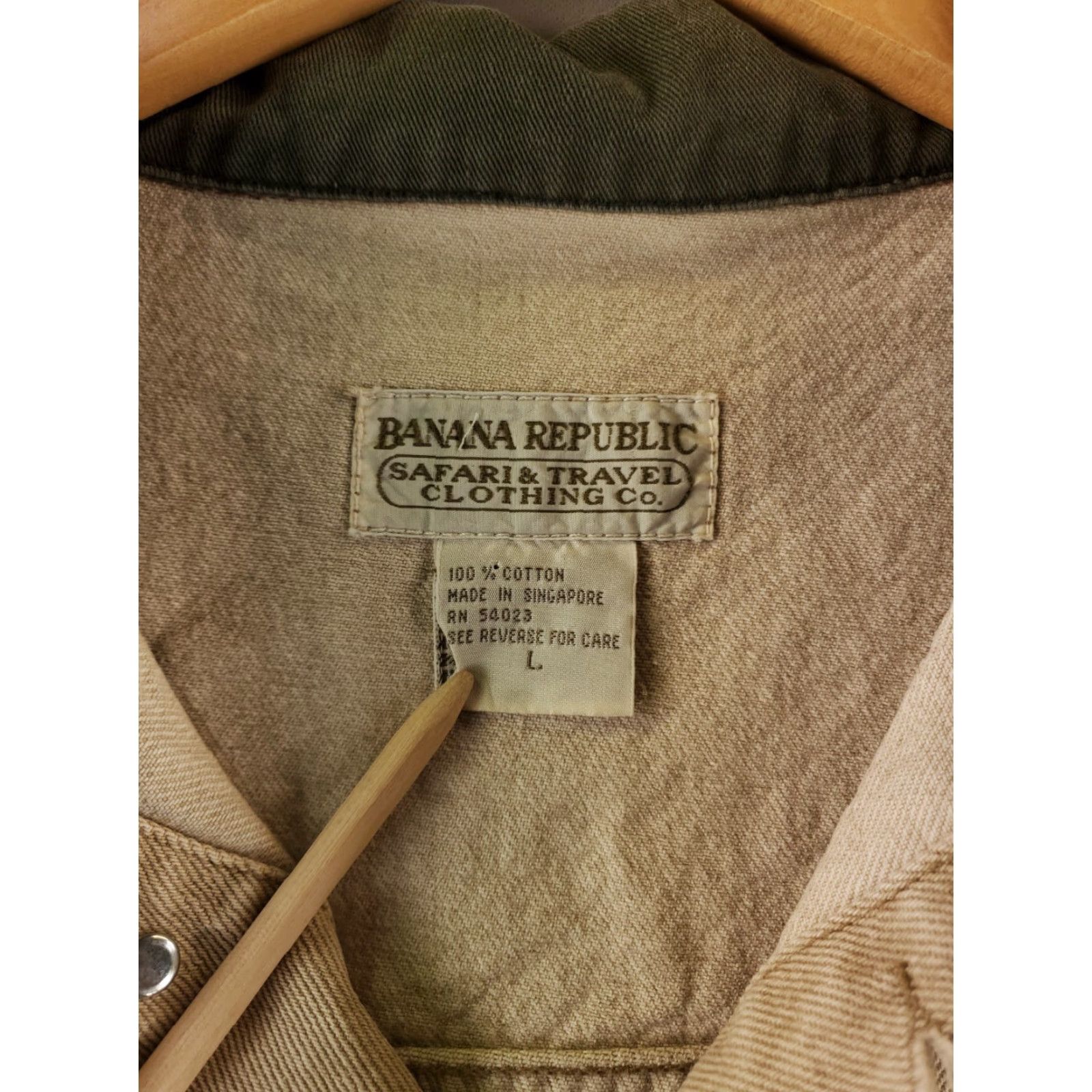 Banana Republic VINTAGE Banana Republic Jacket Trucker Mens L Beige Denim 80s 90s Tan Beig Size US L / EU 52-54 / 3 - 4 Thumbnail