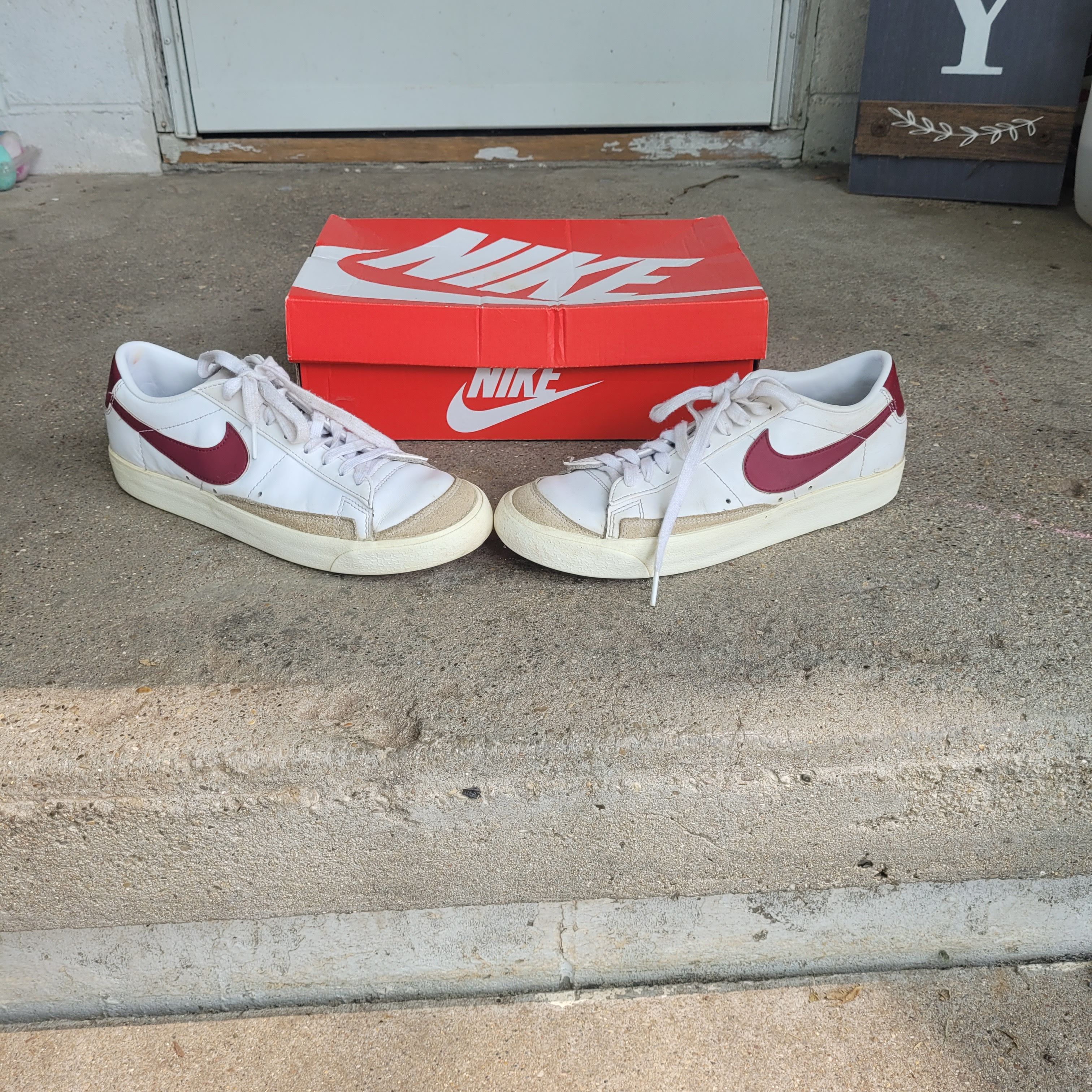 Nike Used Nike Blazer Low White/Red Size US 8 / EU 41 - 3 Thumbnail