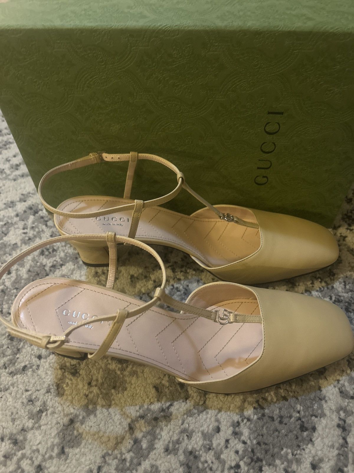 Gucci Gucci Double G T-Bar Leather Pumps Wheat Size US 10 / IT 40 - 7 Thumbnail
