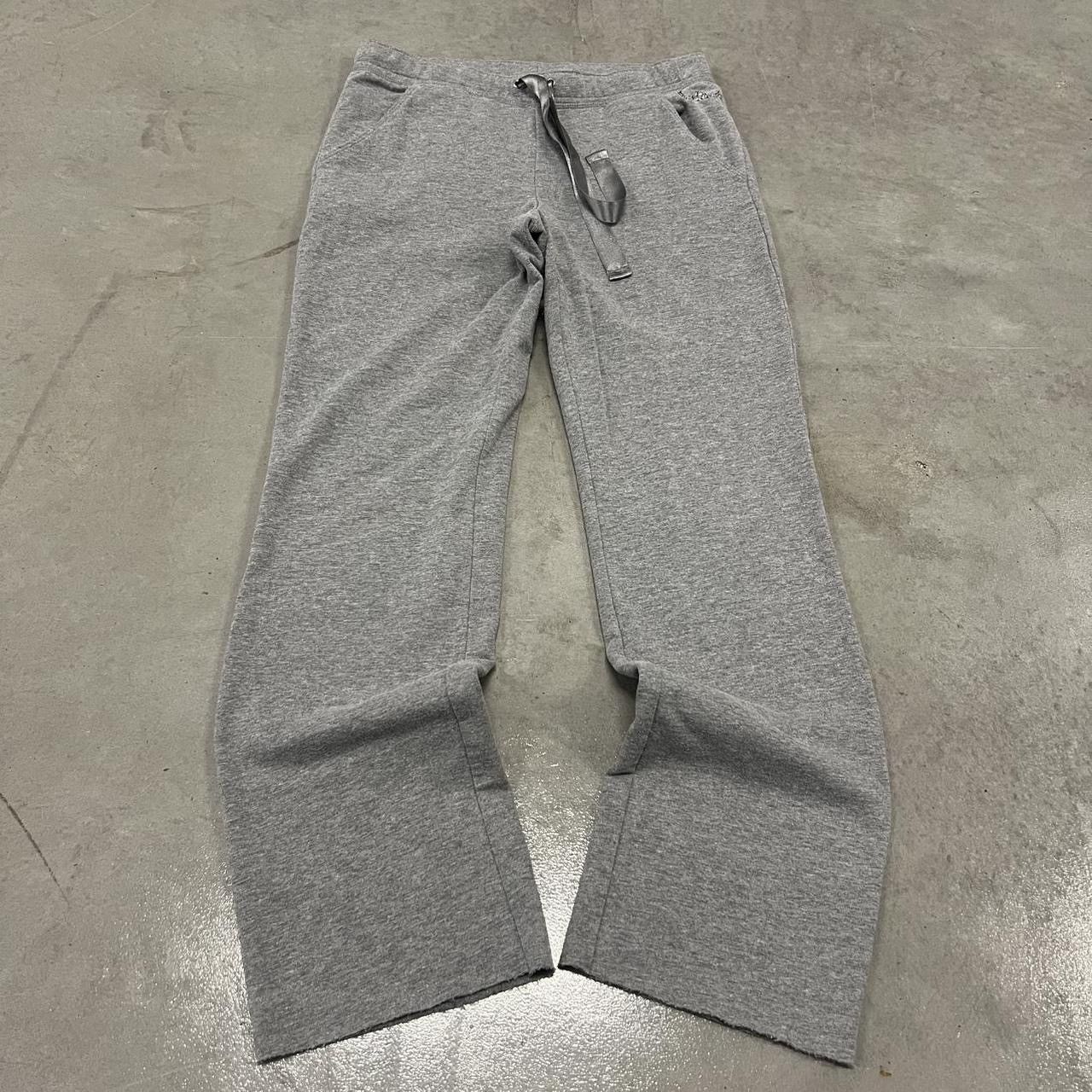 Guess × Vintage Crazy Vintage Y2K Baggy Grey Guess Women’s Sweatpants Size 28" / US 6 / IT 42 - 1 Thumbnail
