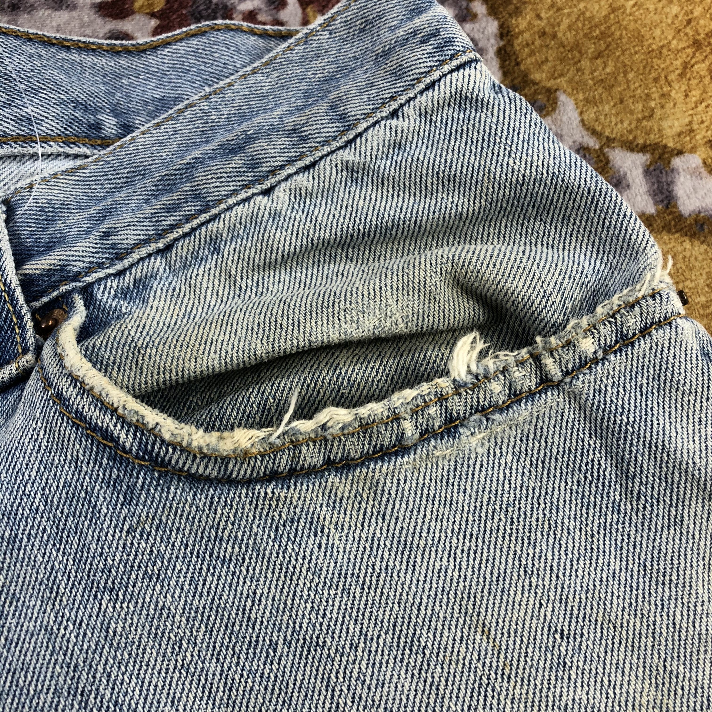 Levi's × Vintage Vintage Light Wash Levis 560 Jeans-JM3000 Size US 35 - 11 Thumbnail