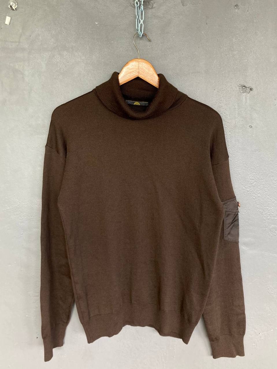 Versace Vintage Versace Istante Turtleneck Wool Sweater Size US L / EU 52-54 / 3 - 1 Thumbnail
