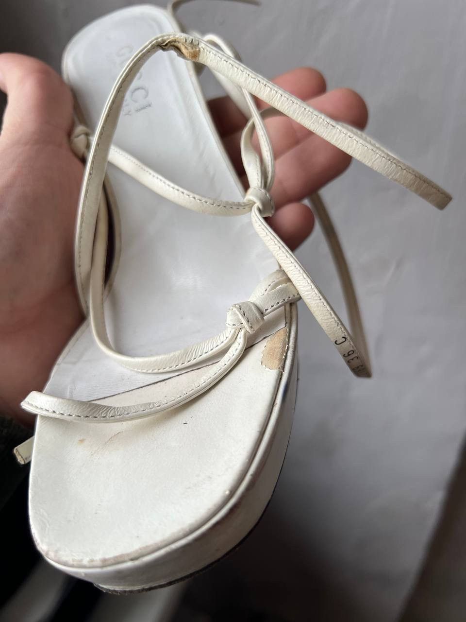 Gucci GUCCI CAGE WOVEN SANDALS LEATHER HEELS WHITE SIZE 36 Size US 6 / IT 36 - 15 Thumbnail