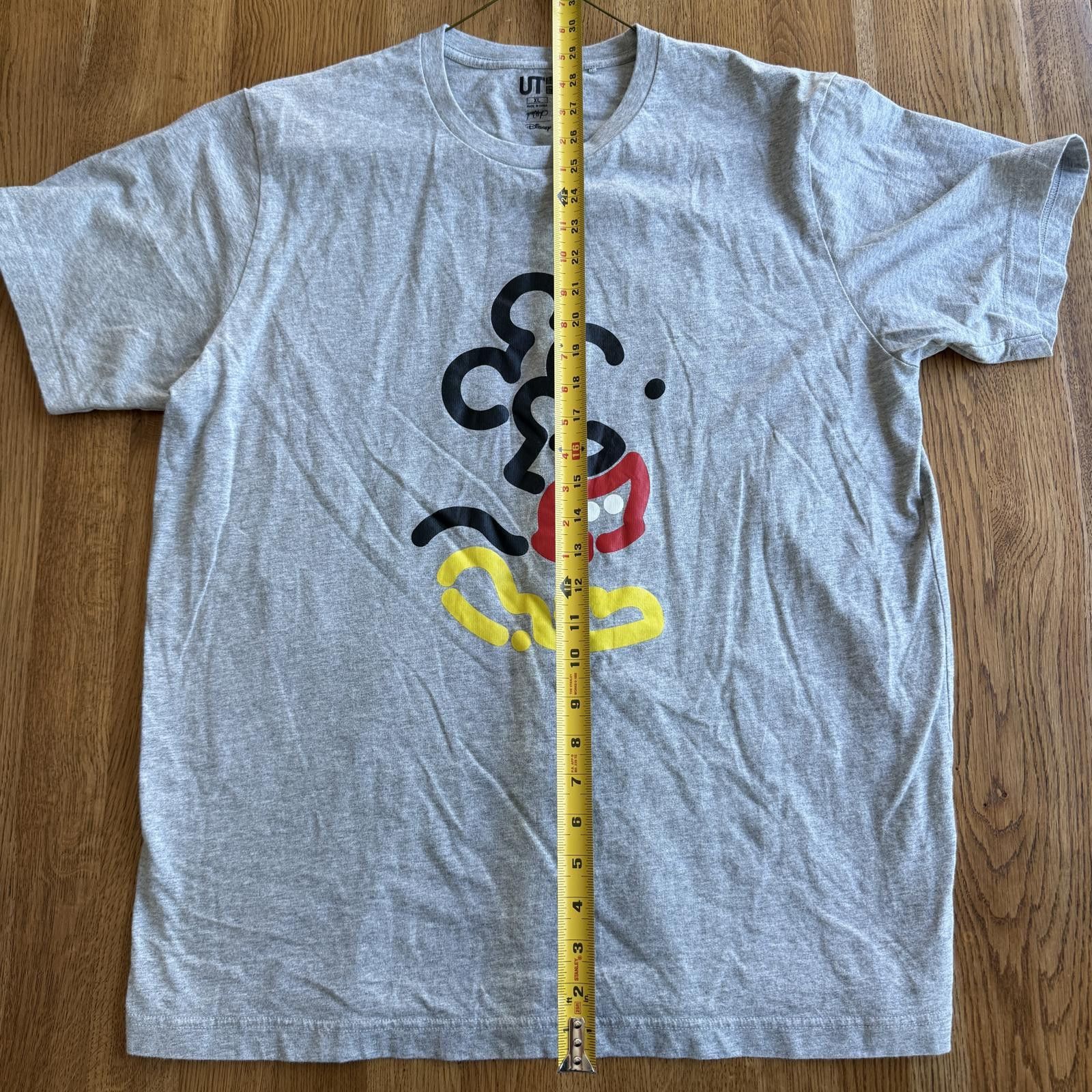 Uniqlo Uniqlo Gray Graphic TShirt with Abstract Mickey Disney Sz XL Size US XL / EU 56 / 4 - 3 Thumbnail