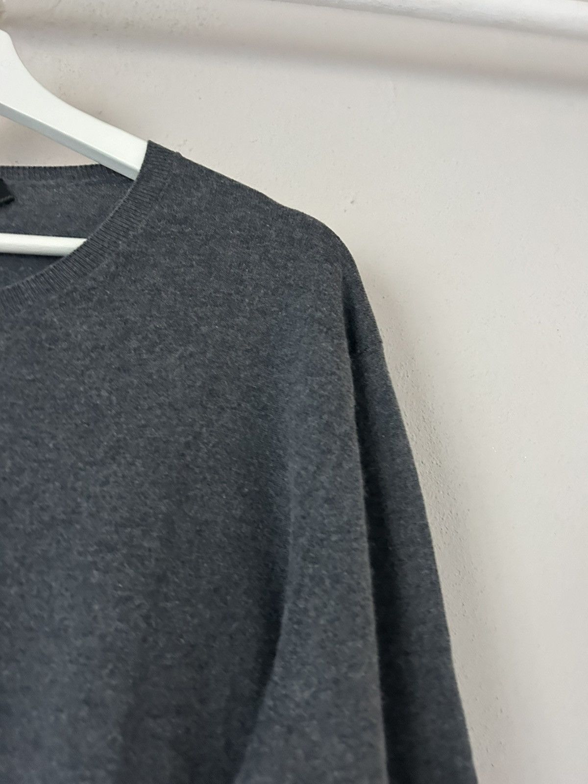 Prada Prada Grey Cashmere Blend Sweater with Loose Neck Tag Size US XL / EU 56 / 4 - 4 Thumbnail