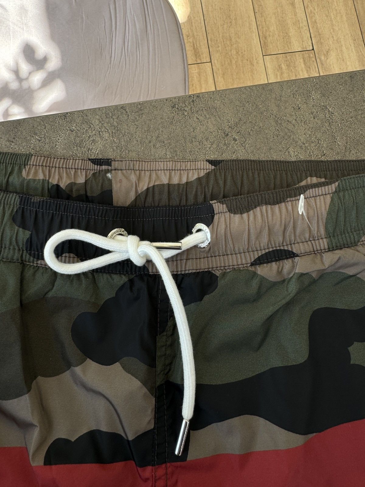 Moncler MONCLER Camouflage Swim Shorts Size US 42 / EU 58 - 7 Thumbnail