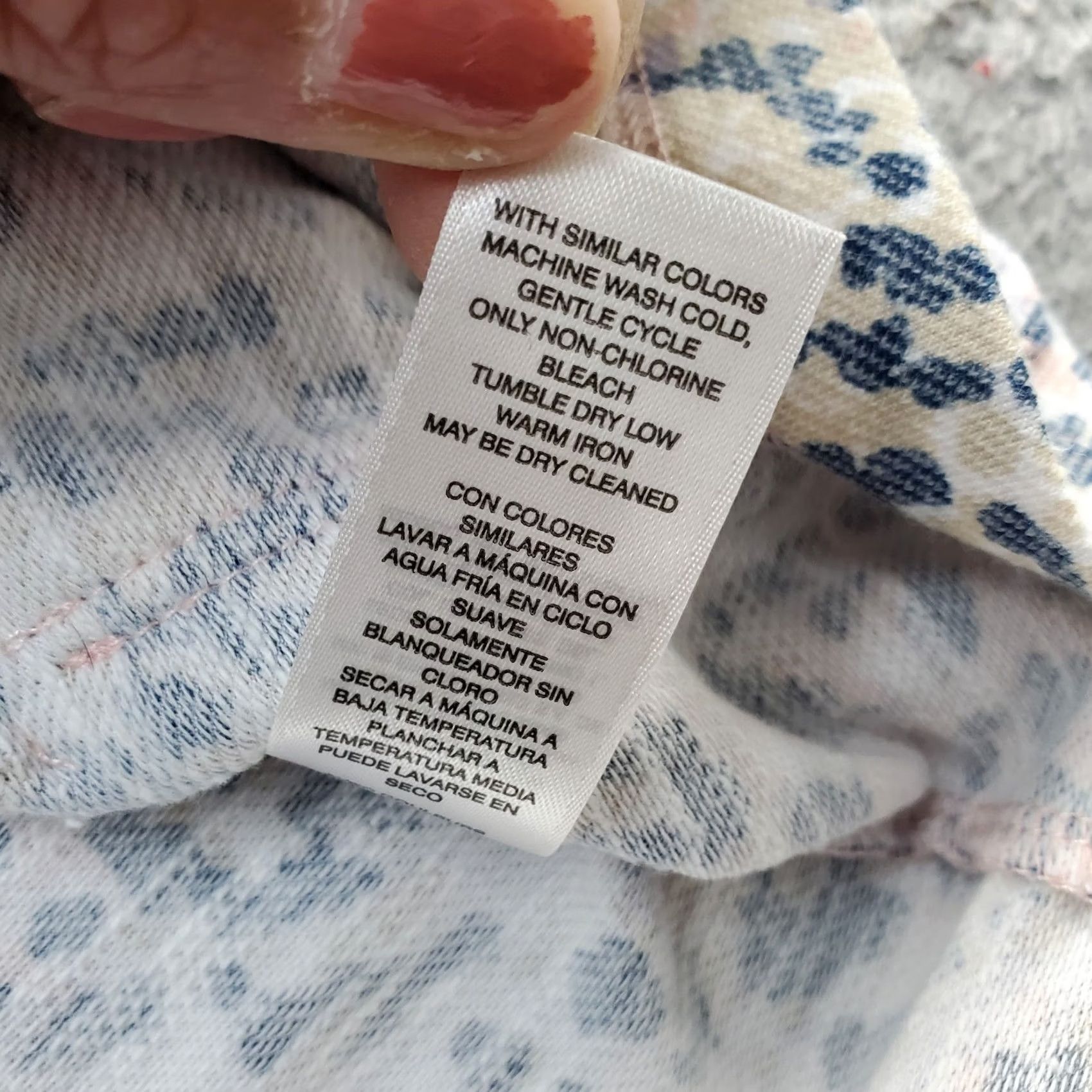 Vintage Chico's Weekend Hoodie Womens 1 Multi Animal Print Long Sleeve Stretch Zip Up Hoodie Women XS-Plus? (Note: The original size is 1; avoid adding). Size XS / US 0-2 / IT 36-38 - 7 Thumbnail