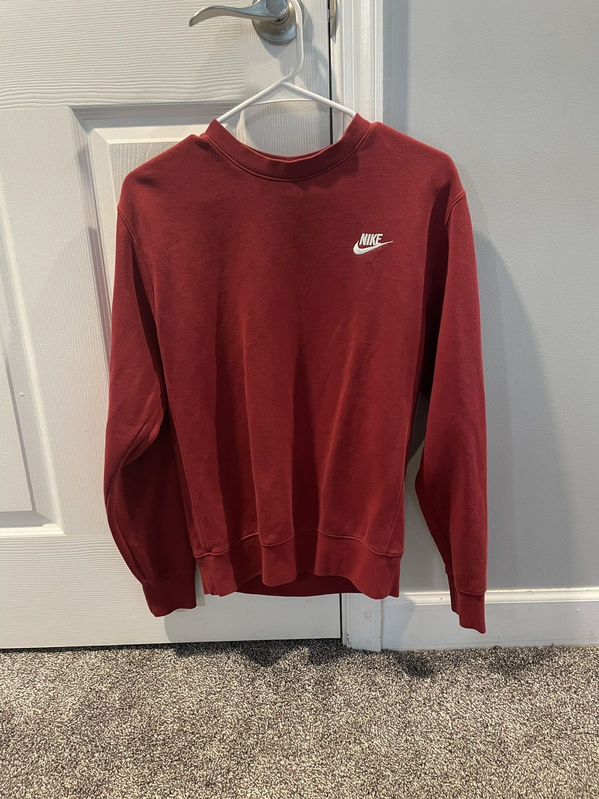 Nike Nike red crewneck sweatshirt Size XS Size US XS / EU 42 / 0 - 1 Thumbnail