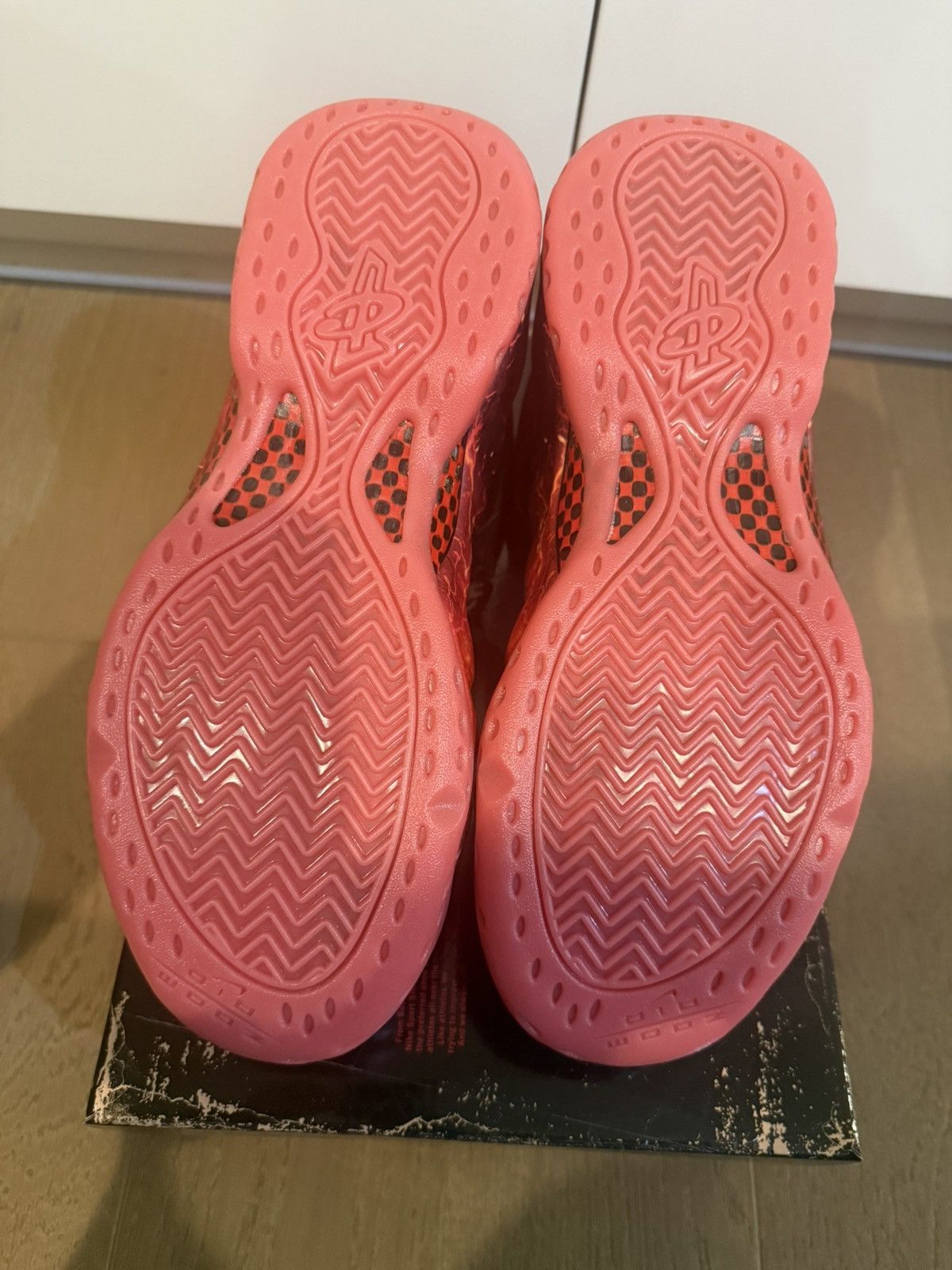 Nike Size 8.5 Nike Air Foamposite One Stranger Things IR7336-001 Size US 8.5 / EU 41-42 - 7 Thumbnail