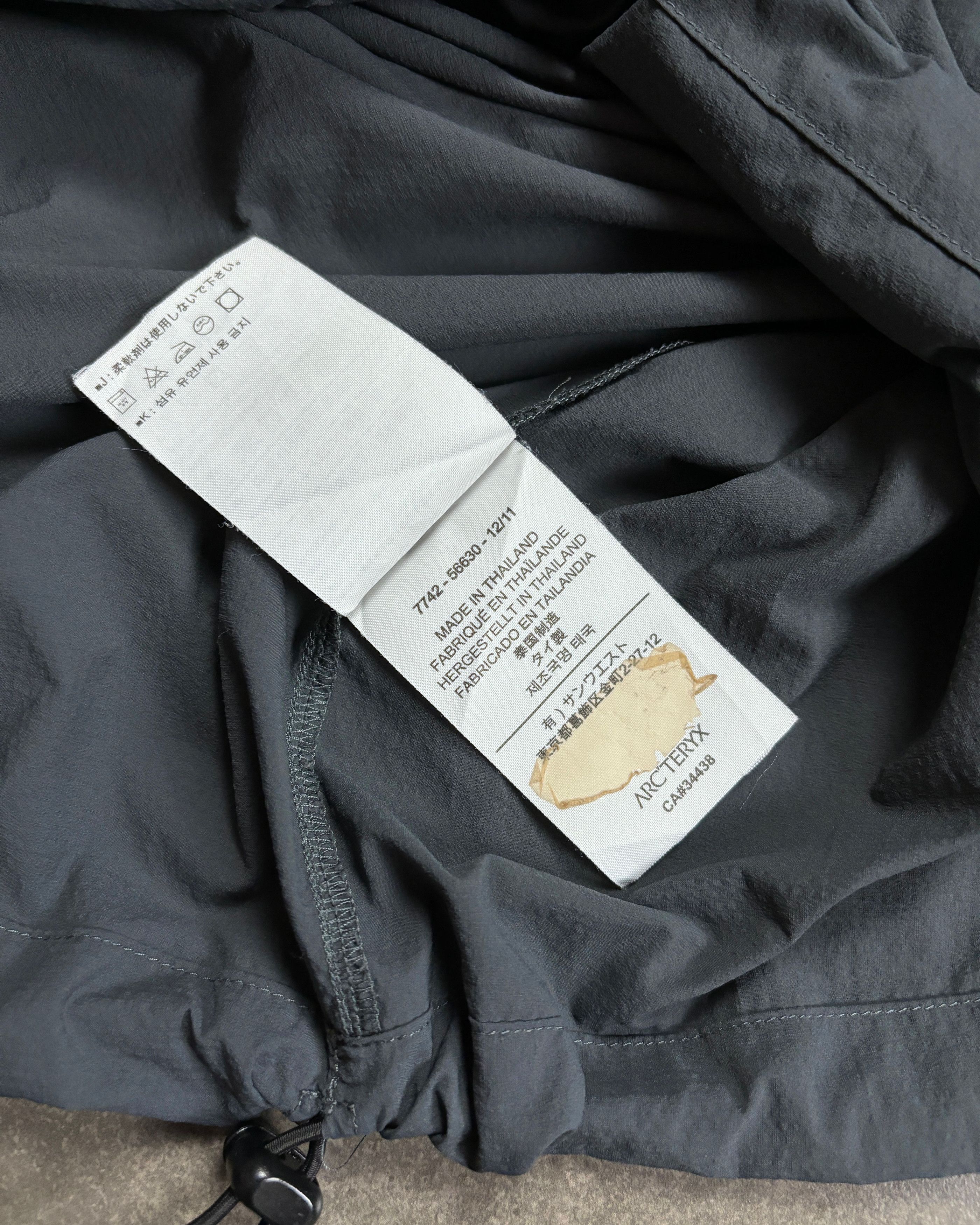 Arc'teryx Arcteryx Squamish Jacket Vintage Size US M / EU 48-50 / 2 - 10 Thumbnail