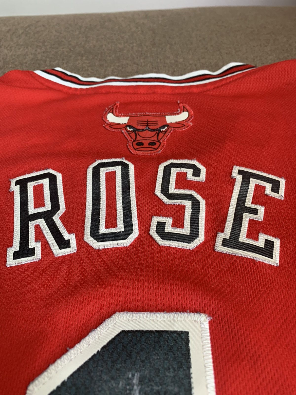 Adidas Authentic D-Rose Chicago Bulls Embroidered Jersey Size US M / EU 48-50 / 2 - 7 Thumbnail