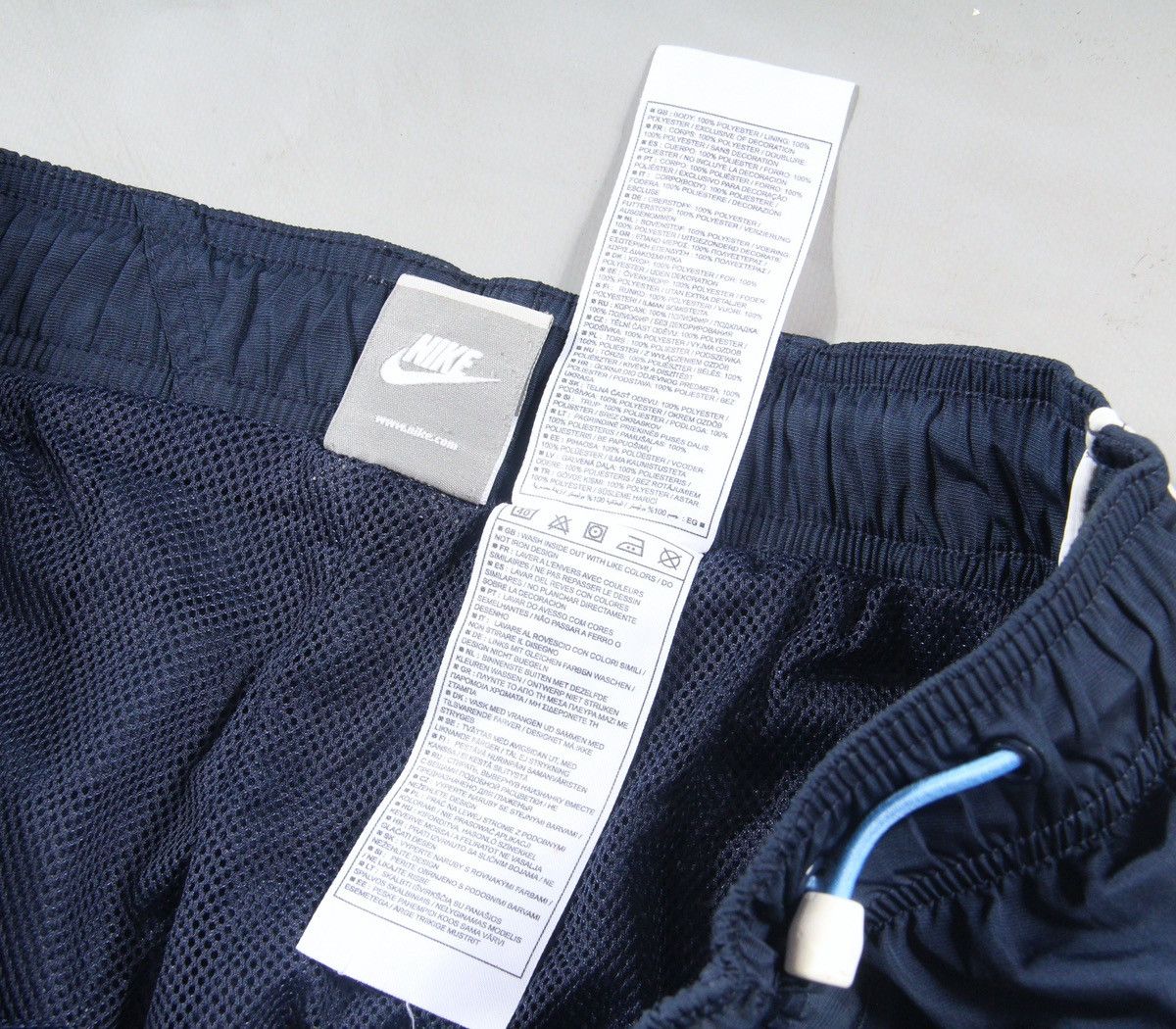Nike Nike Vintage 90s Shorts Cargro Running Tech Nylon NSW M Size US 32 / EU 48 - 7 Thumbnail