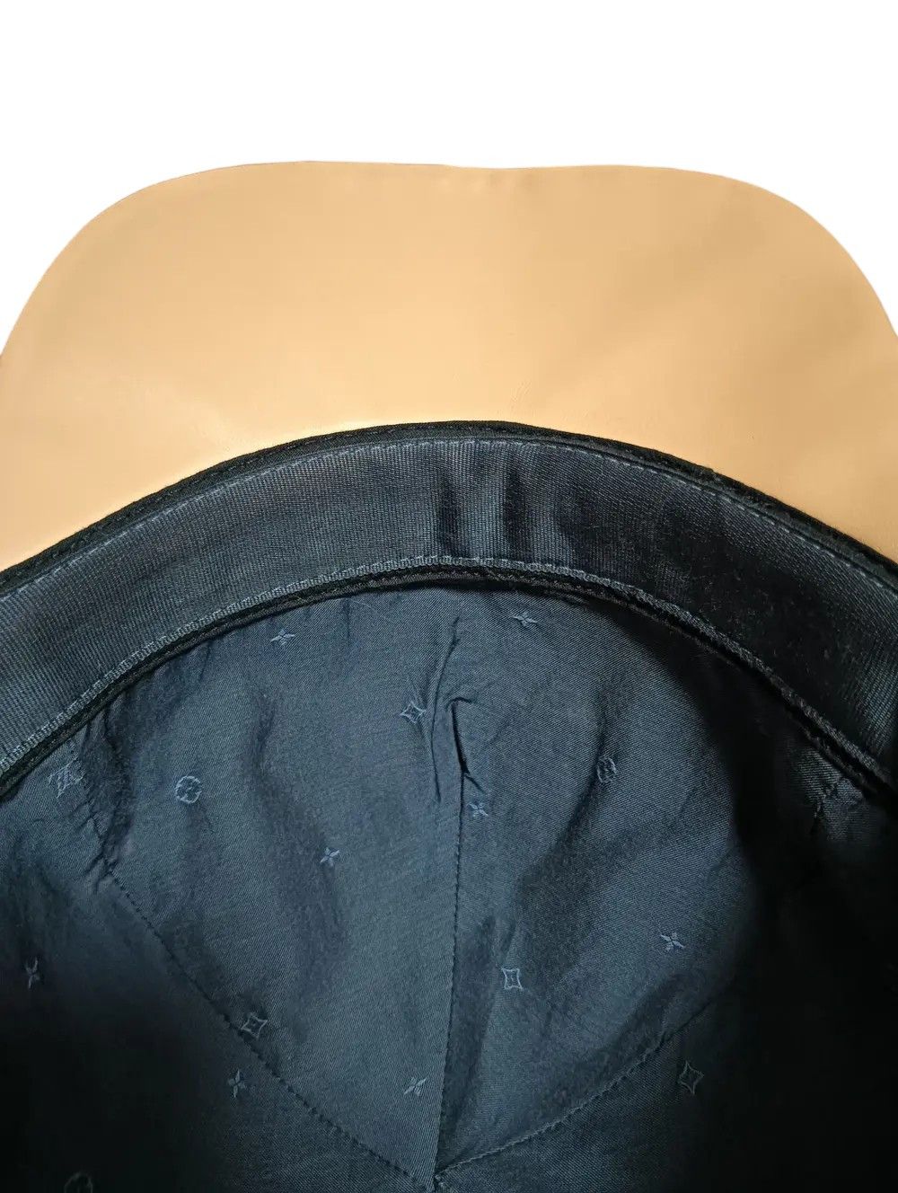 Louis Vuitton Monogram Legacy Hat Size ONE SIZE - 5 Thumbnail