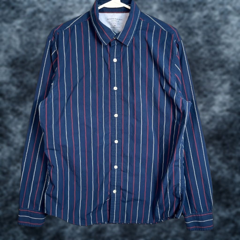 Banana Republic Banana Republic Mens Medium Luxe Poplin Untucked Slim Fit Navy/Red Striped Shirt Mens Slim Shirt Blue Cotton Button-Up Casual 7/10 Vintage No Size US M / EU 48-50 / 2 - 1 Thumbnail