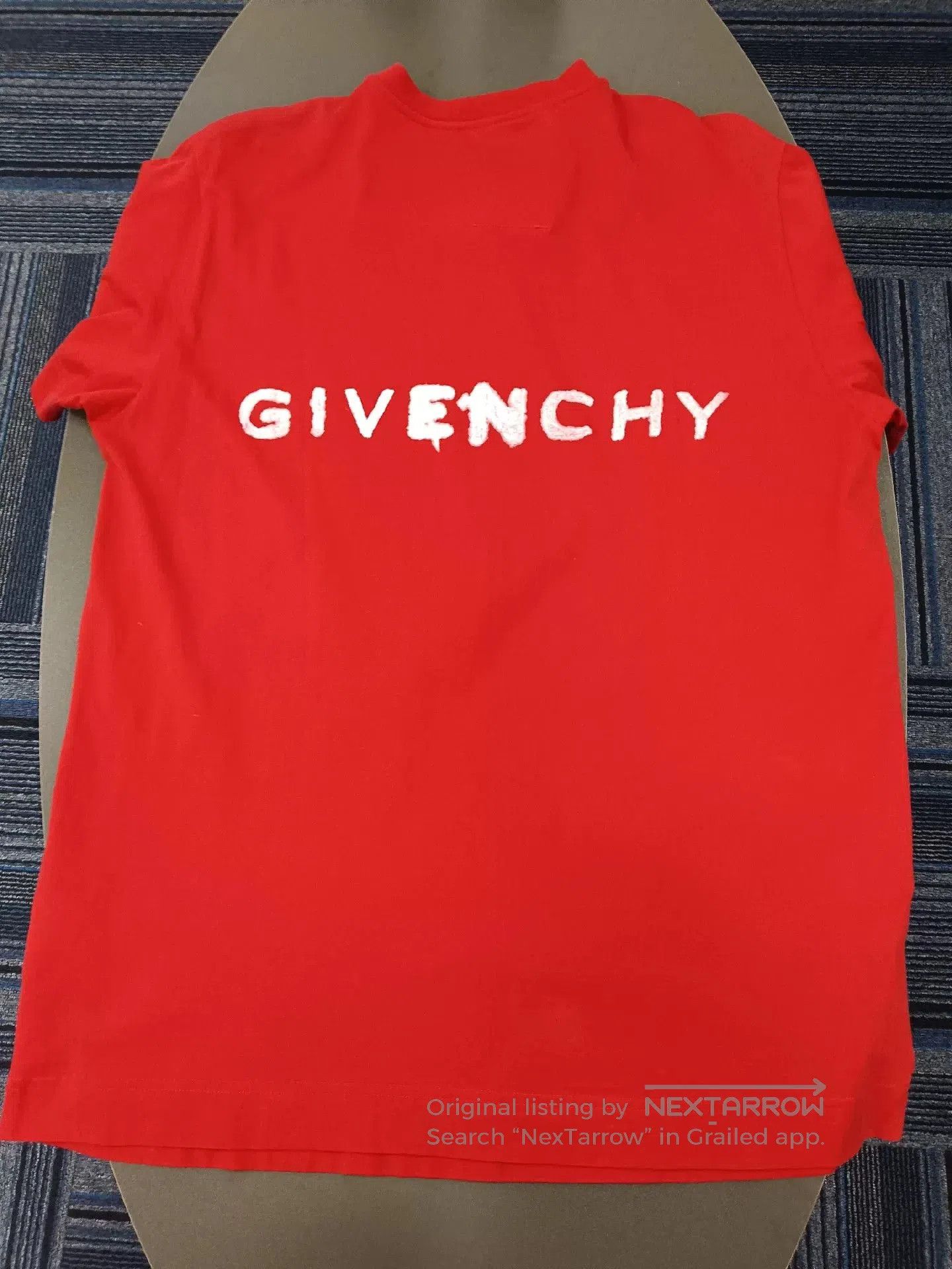 Givenchy givenchy logo graphic red short sleeve shirt. Size US XS / EU 42 / 0 - 2 Thumbnail