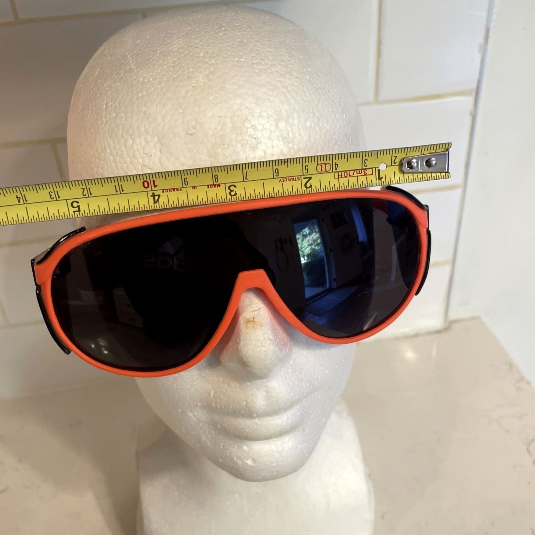 Etro VINTAGE Bouton Panalite Sunglasses Shield 70s 80s EUC Neon Orange Metal Unisex Adults Hip Hop Z87 Size ONE SIZE - 6 Thumbnail