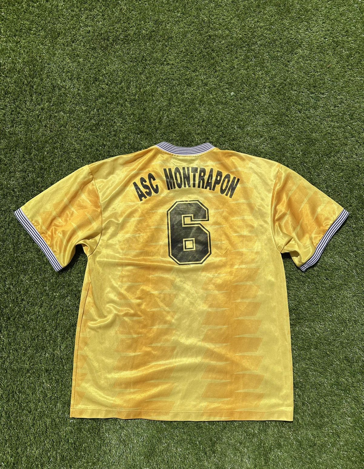Nike Vintage 90’s Nike Soccer Jersey Size US XXL / EU 58 / 5 - 7 Thumbnail