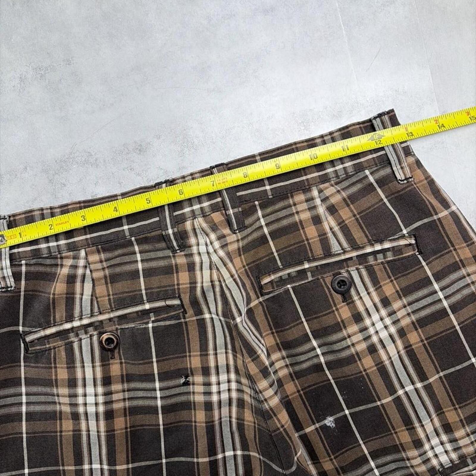 Burnside Y2K Burnside Grunge Gothic Plaid Skater Distressed Shorts Size 42" / US 20 - 6 Thumbnail