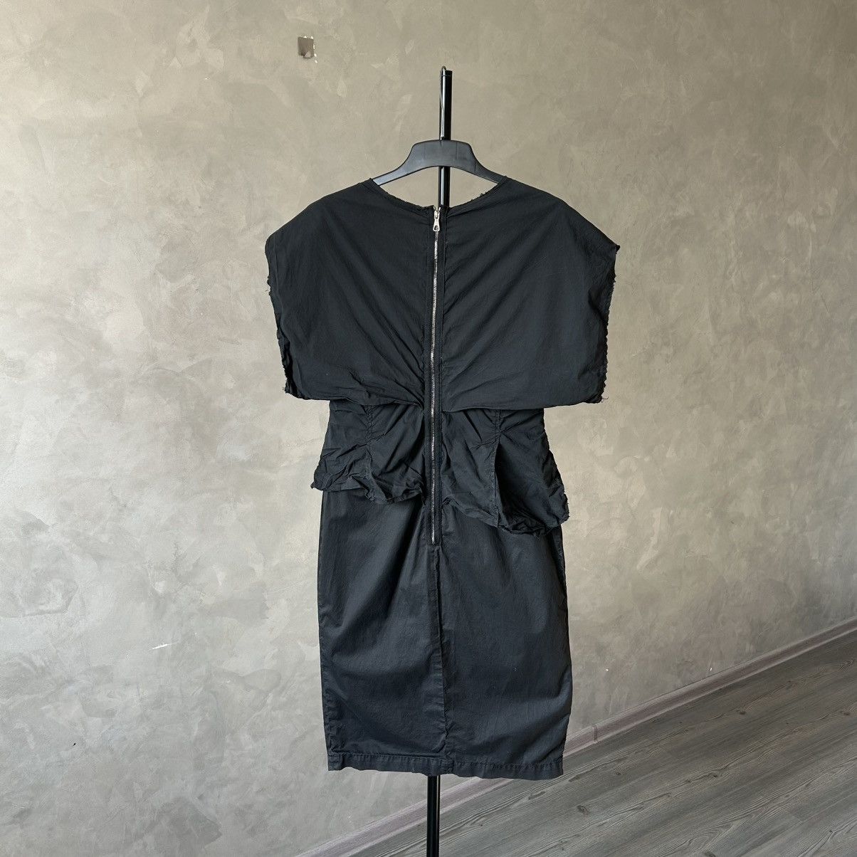 Alexander McQueen Alexander Mcqueen 2009 Raw Seam Cowl Neck Peplum Dress Size L / US 10 / IT 46 - 8 Thumbnail