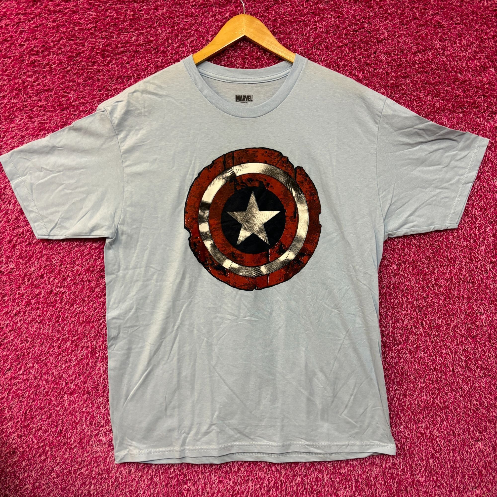 Marvel Comics Marvel Captain America Shield Comic Book Tshirt size XL Size US XL / EU 56 / 4 - 1 Thumbnail