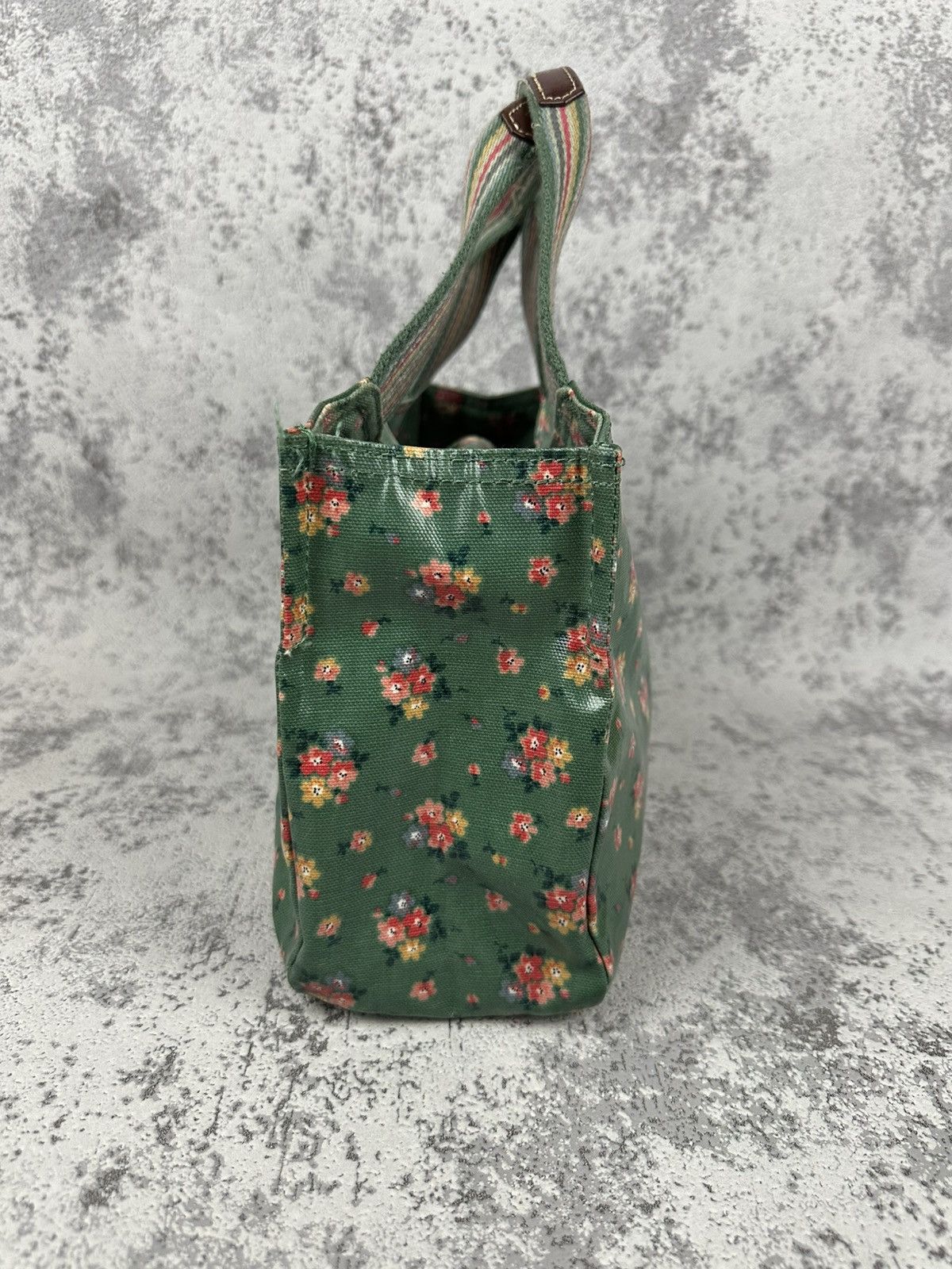 Designer Cath Kidston Floral Oilcloth Tote Bag Mini Green Rose Print Size ONE SIZE - 4 Thumbnail