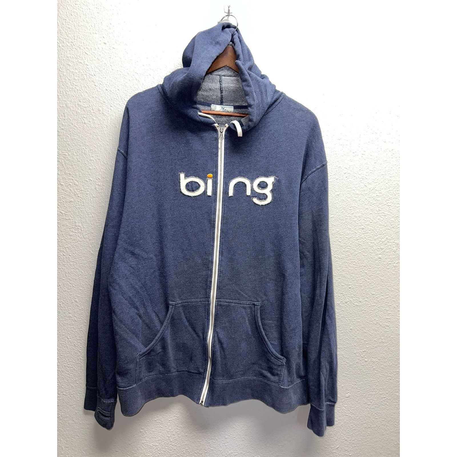 Vintage Vintage Bing Hoodie Microsoft Computer Internet Zip Up XL Size US XL / EU 56 / 4 - 1 Thumbnail